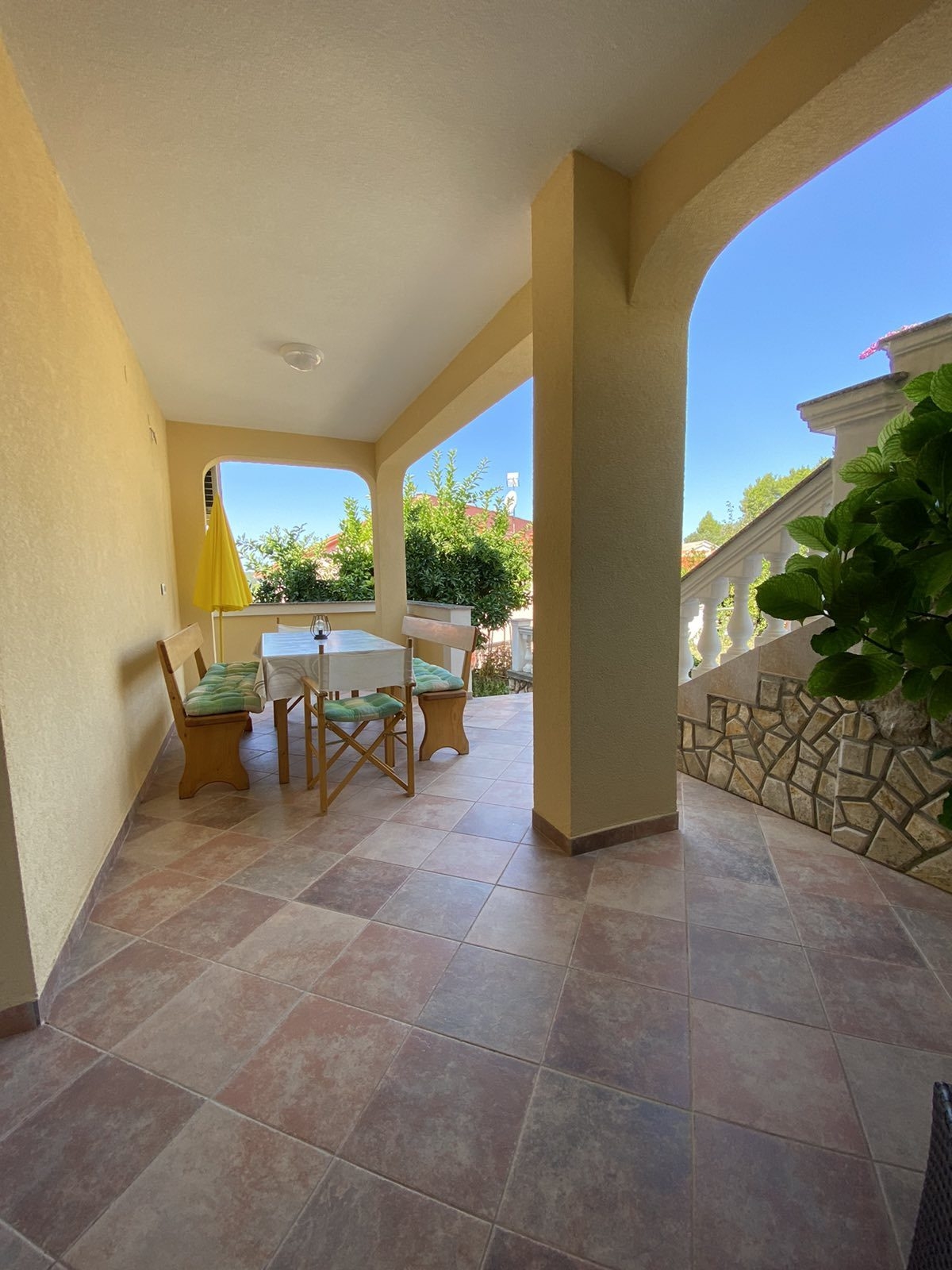 Four bedroom apartment with terrace and sea view Kampor, Rab  A-b