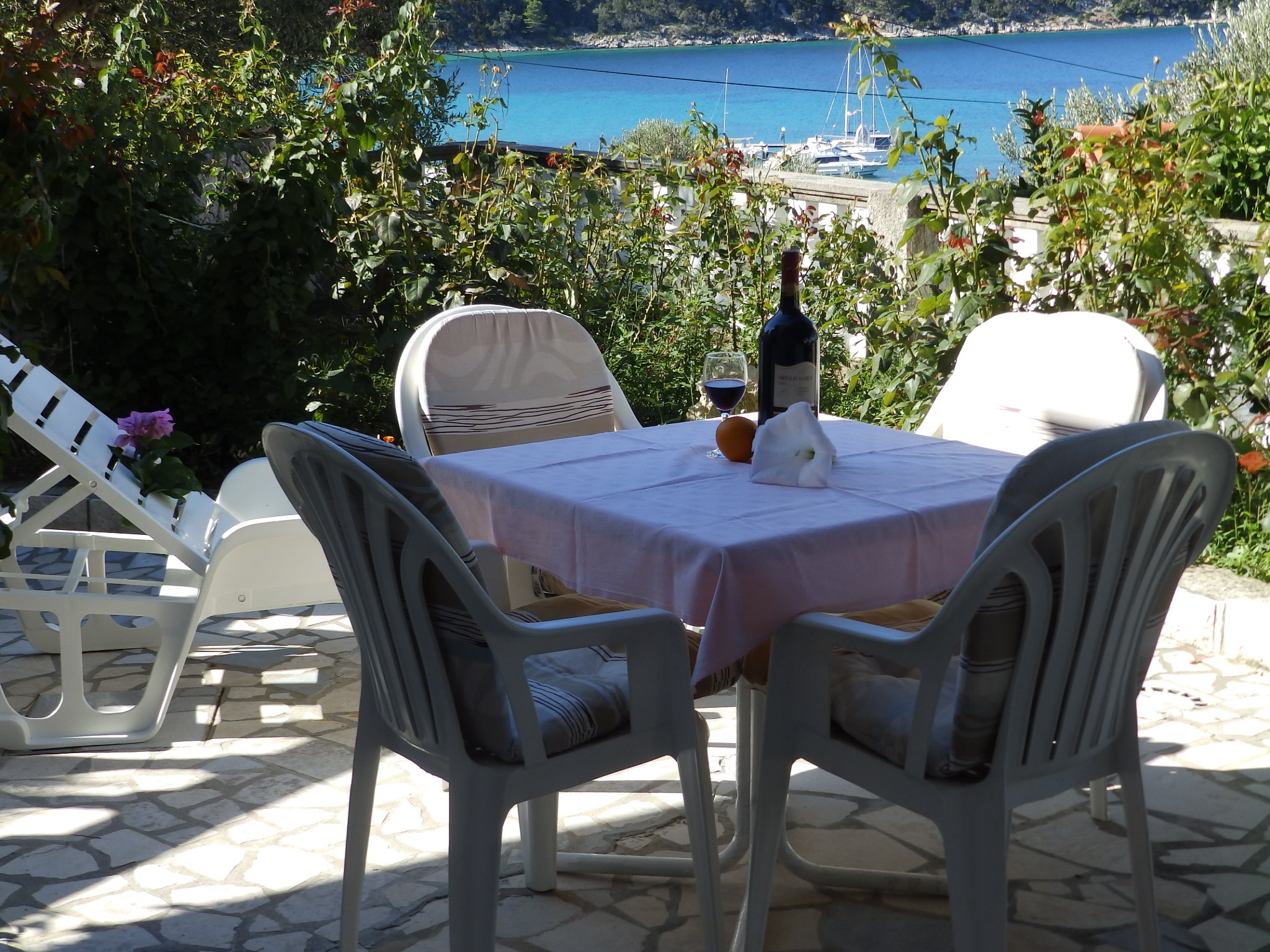 One bedroom apartment with terrace and sea view Kampor, Rab  A-c