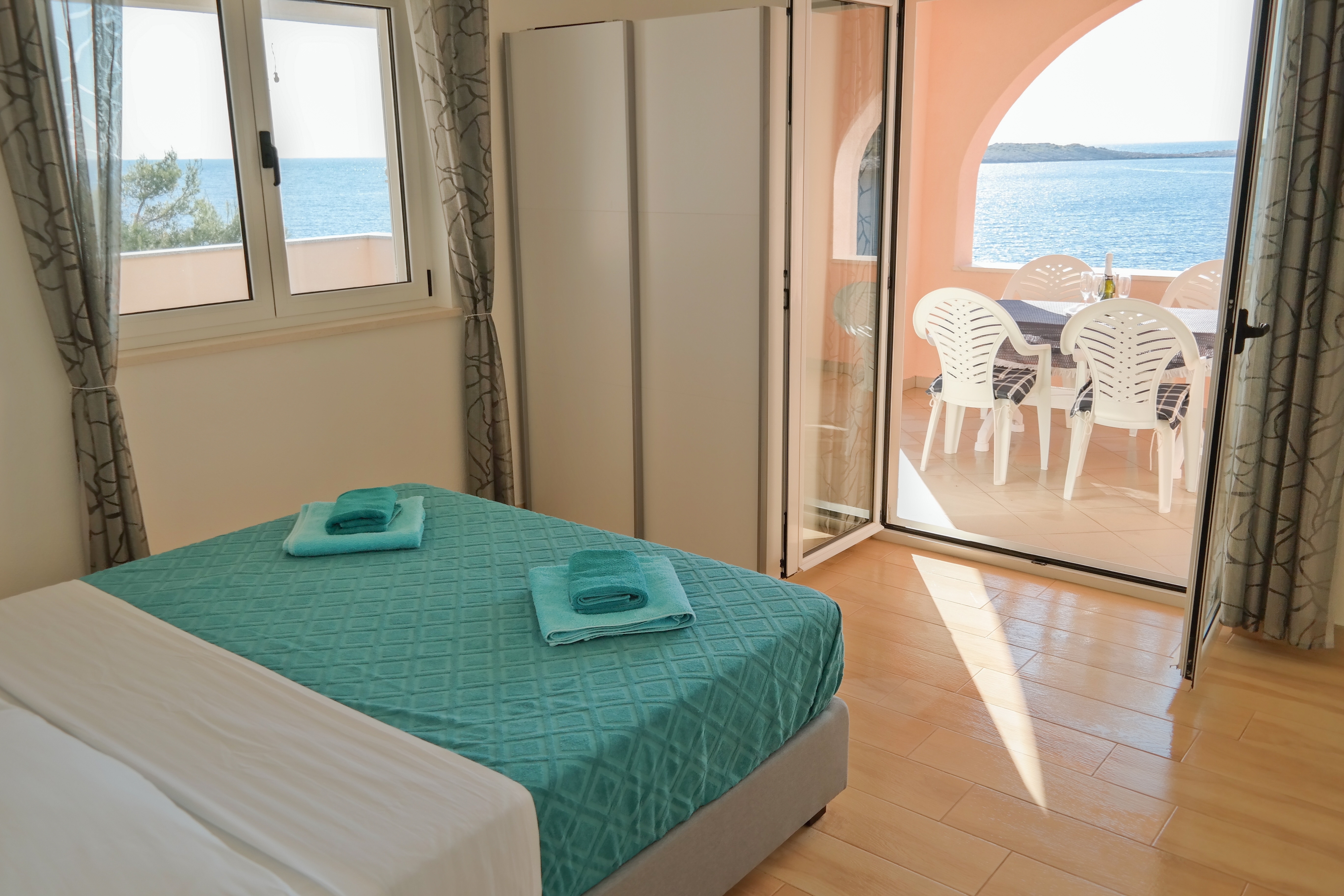 Two bedroom apartment near beach Ražanj, Rogoznica  A-b