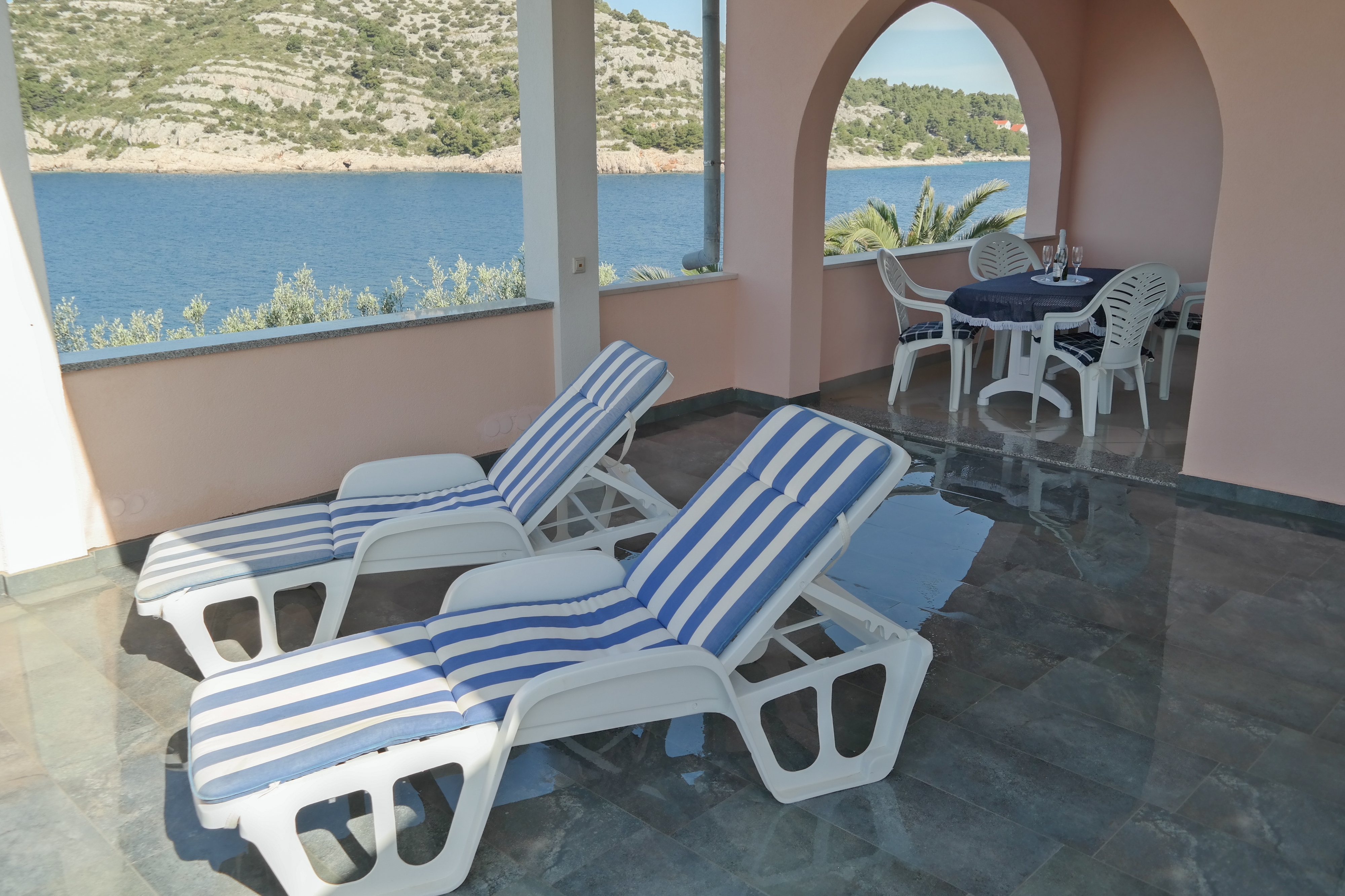 Two bedroom apartment near beach Ražanj, Rogoznica  A-b