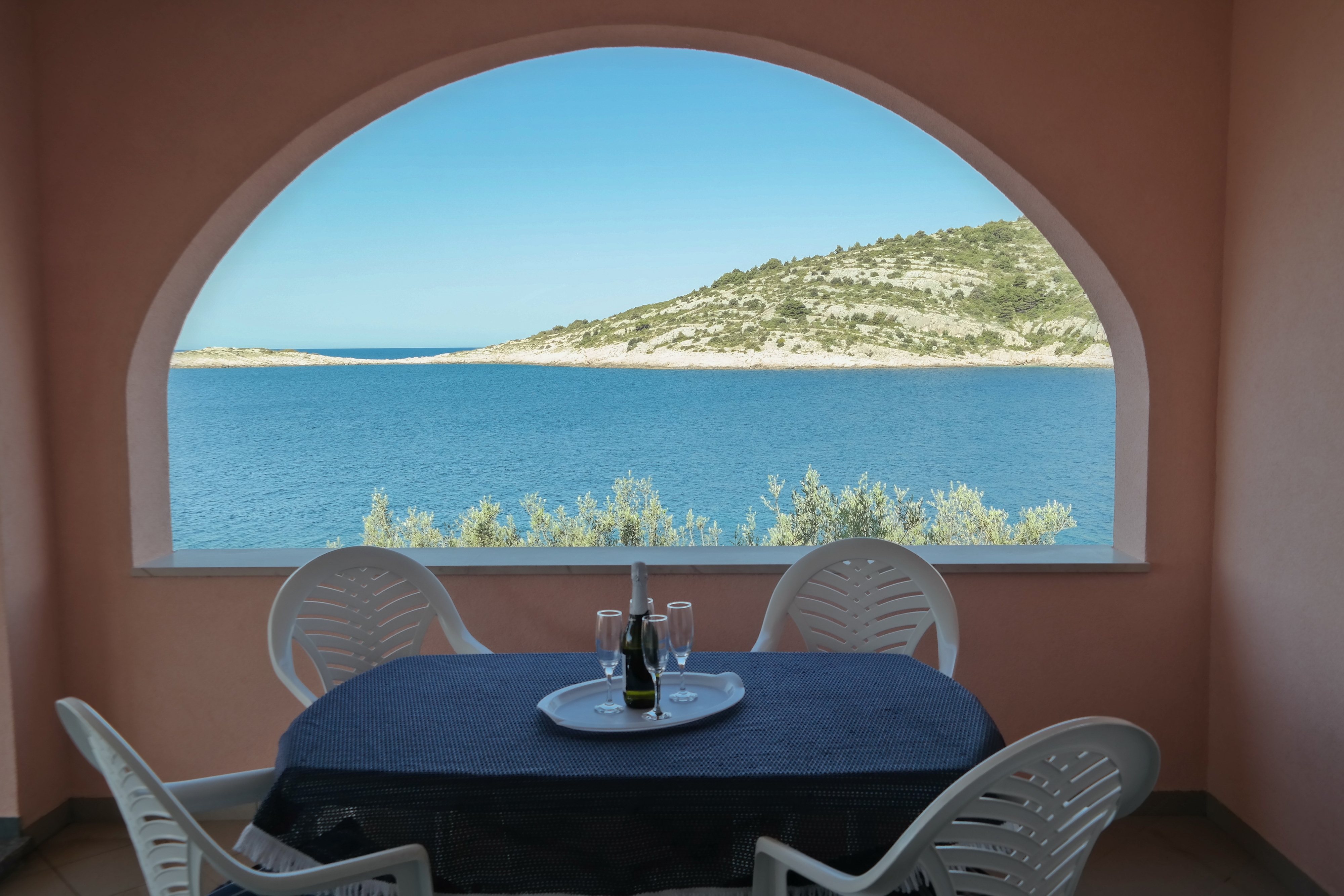 Two bedroom apartment near beach Ražanj, Rogoznica  A-b