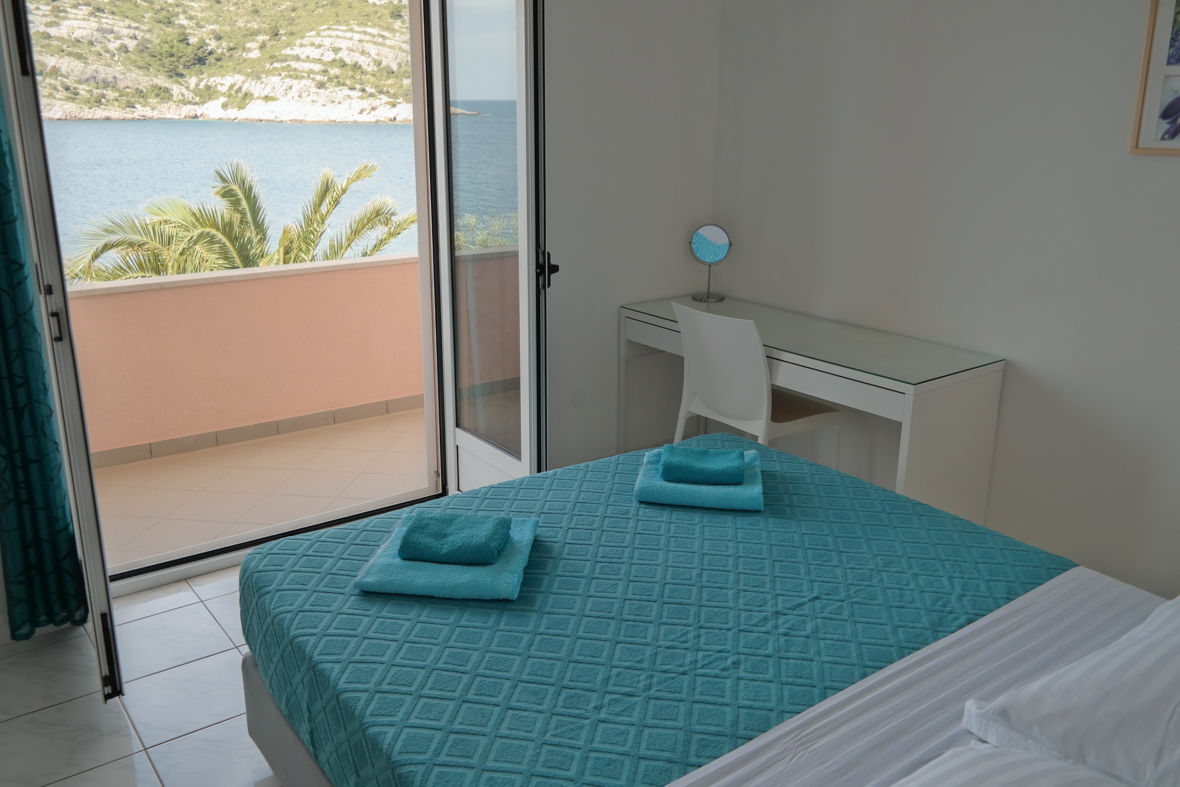 Two bedroom apartment near beach Ražanj, Rogoznica  A-c