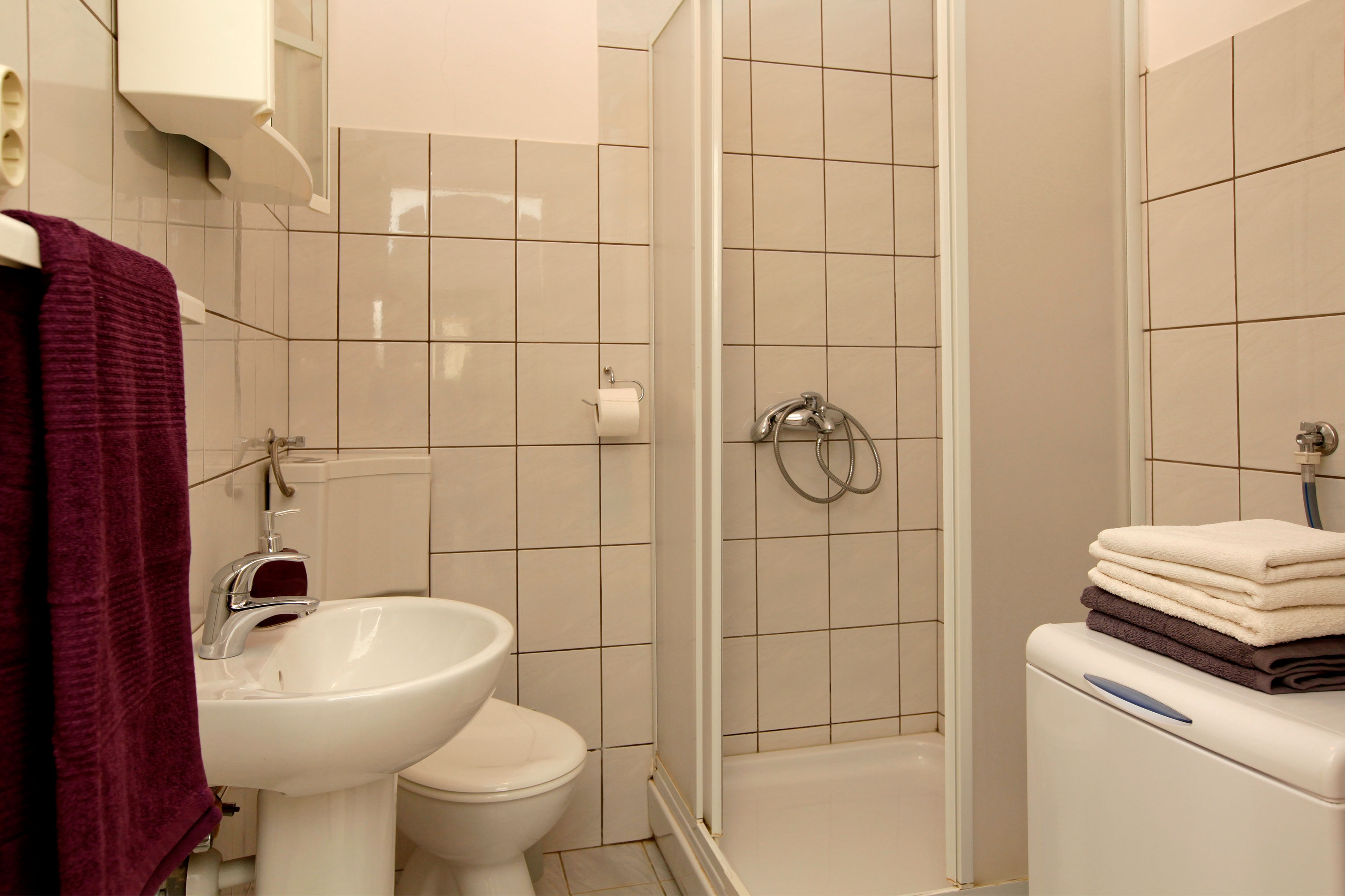 Four bedroom house with balcony and sea view Vela Luka, Korčula  K