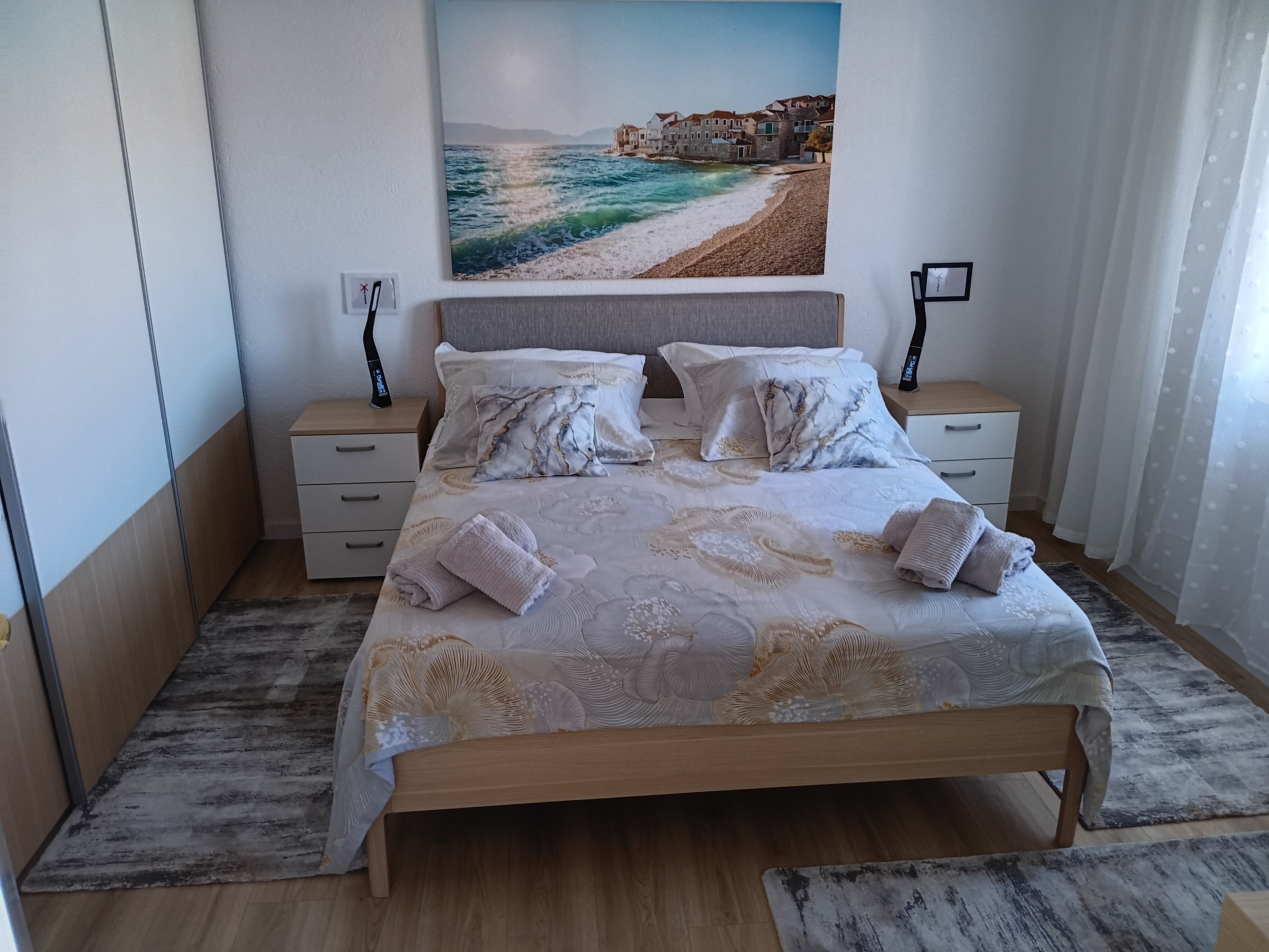 Two bedroom apartment with balcony and sea view Postira, Brač  A-a