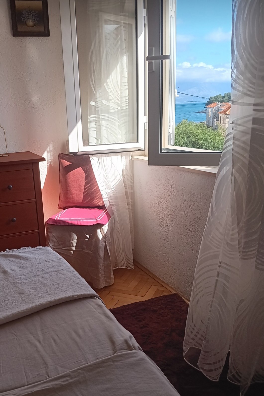 Two bedroom apartment with balcony and sea view Postira, Brač  A-a