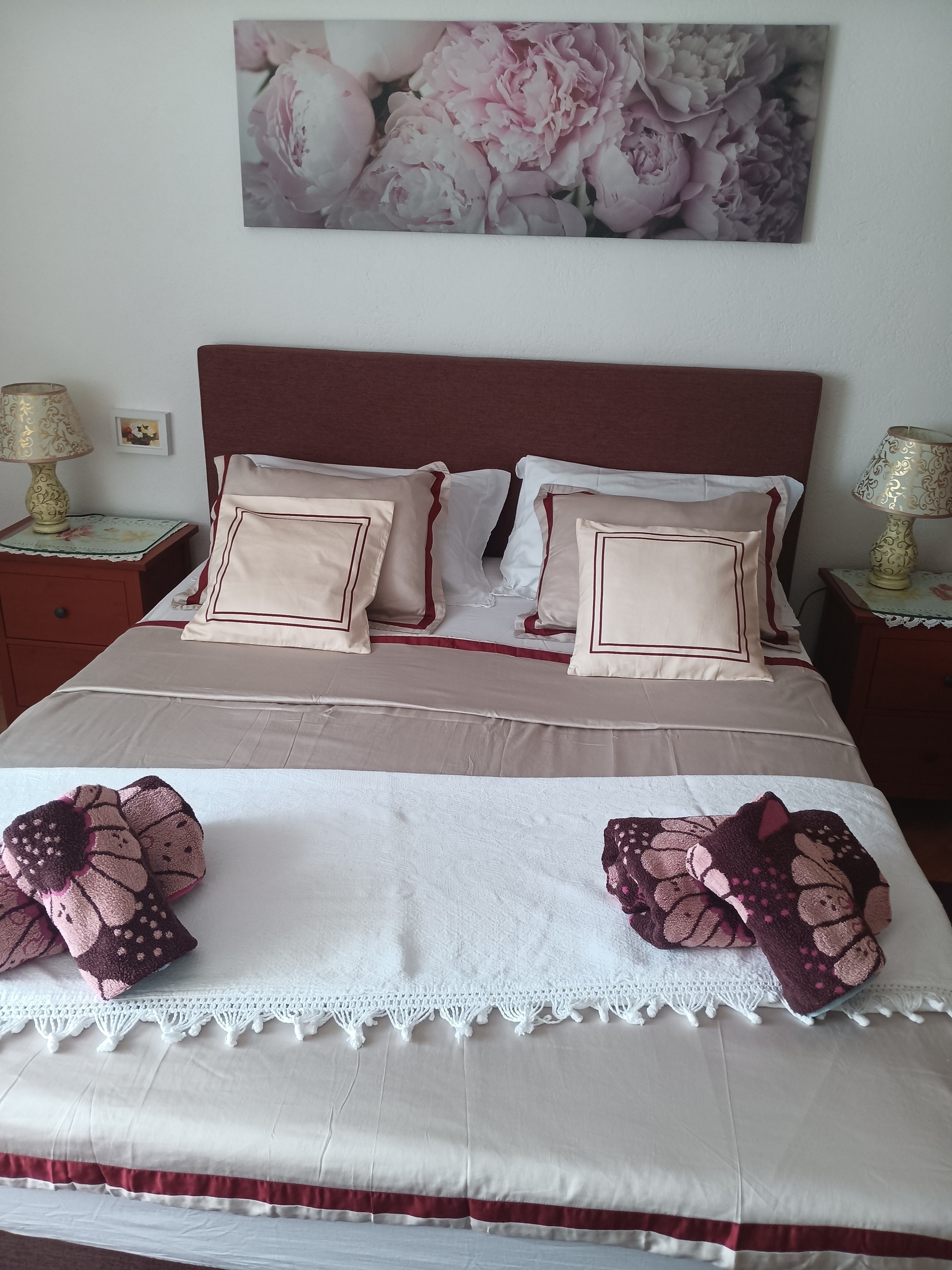 Two bedroom apartment with balcony and sea view Postira, Brač  A-a