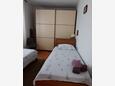 Postira, Sypialnia 2 w zakwaterowaniu typu apartment, WiFi.