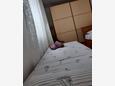 Postira, Sypialnia 2 w zakwaterowaniu typu apartment, WiFi.