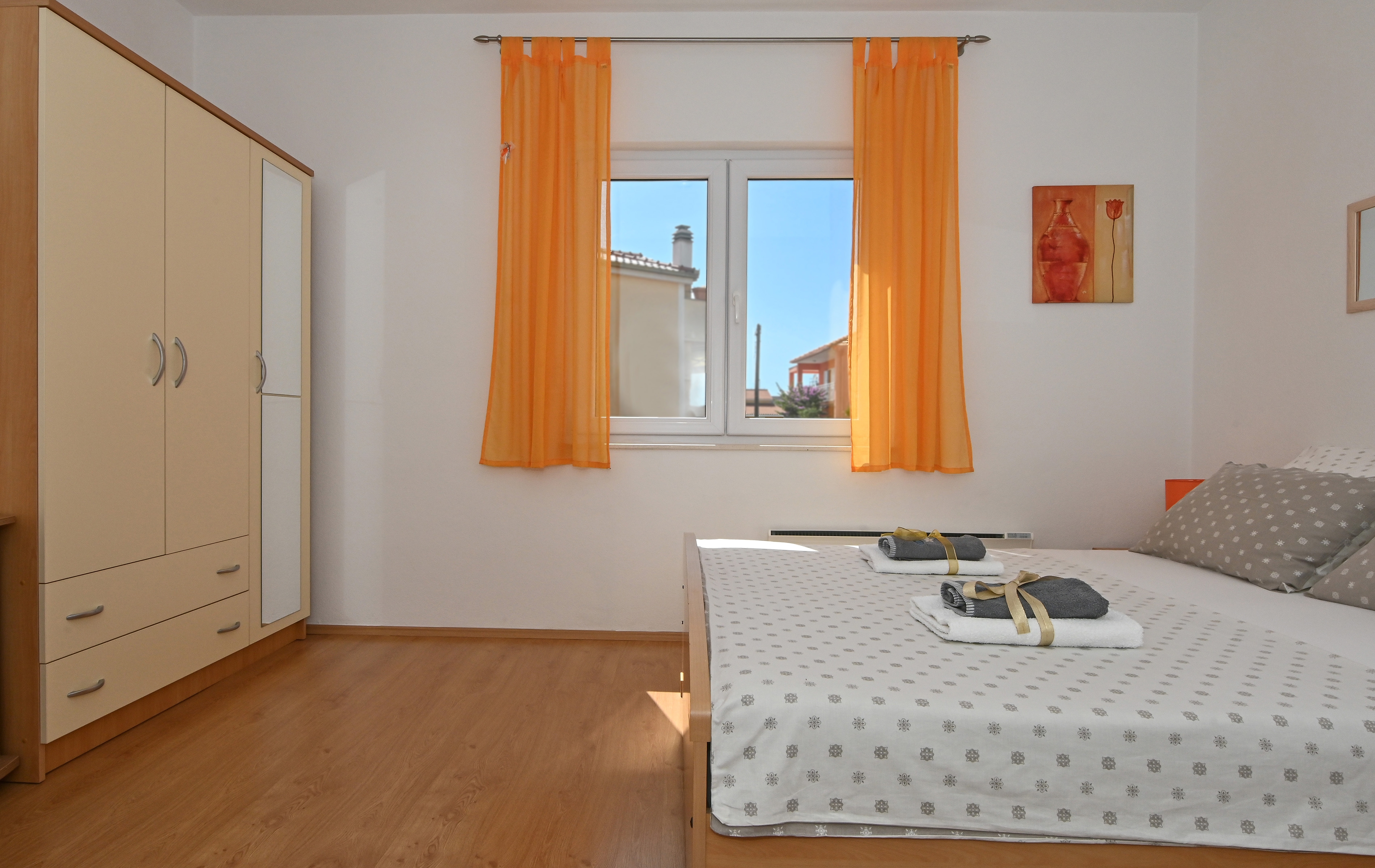 Three bedroom apartment with terrace and sea view Okrug Gornji, Čiovo  A-a