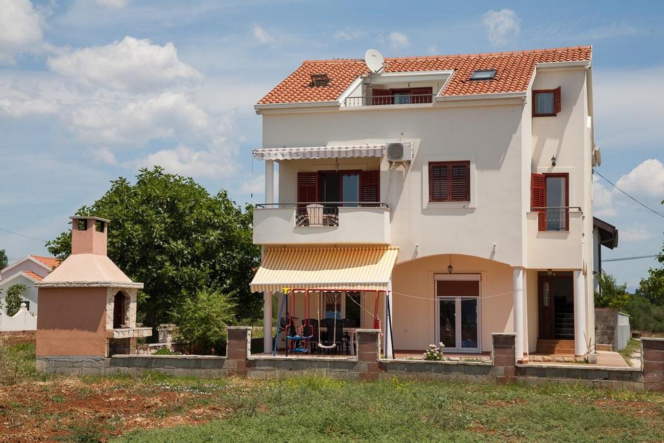 One bedroom apartment with terrace Sukošan, Zadar (A-12313-a) One bedroom apartment with terrace Sukošan, Zadar (A-12313-a)