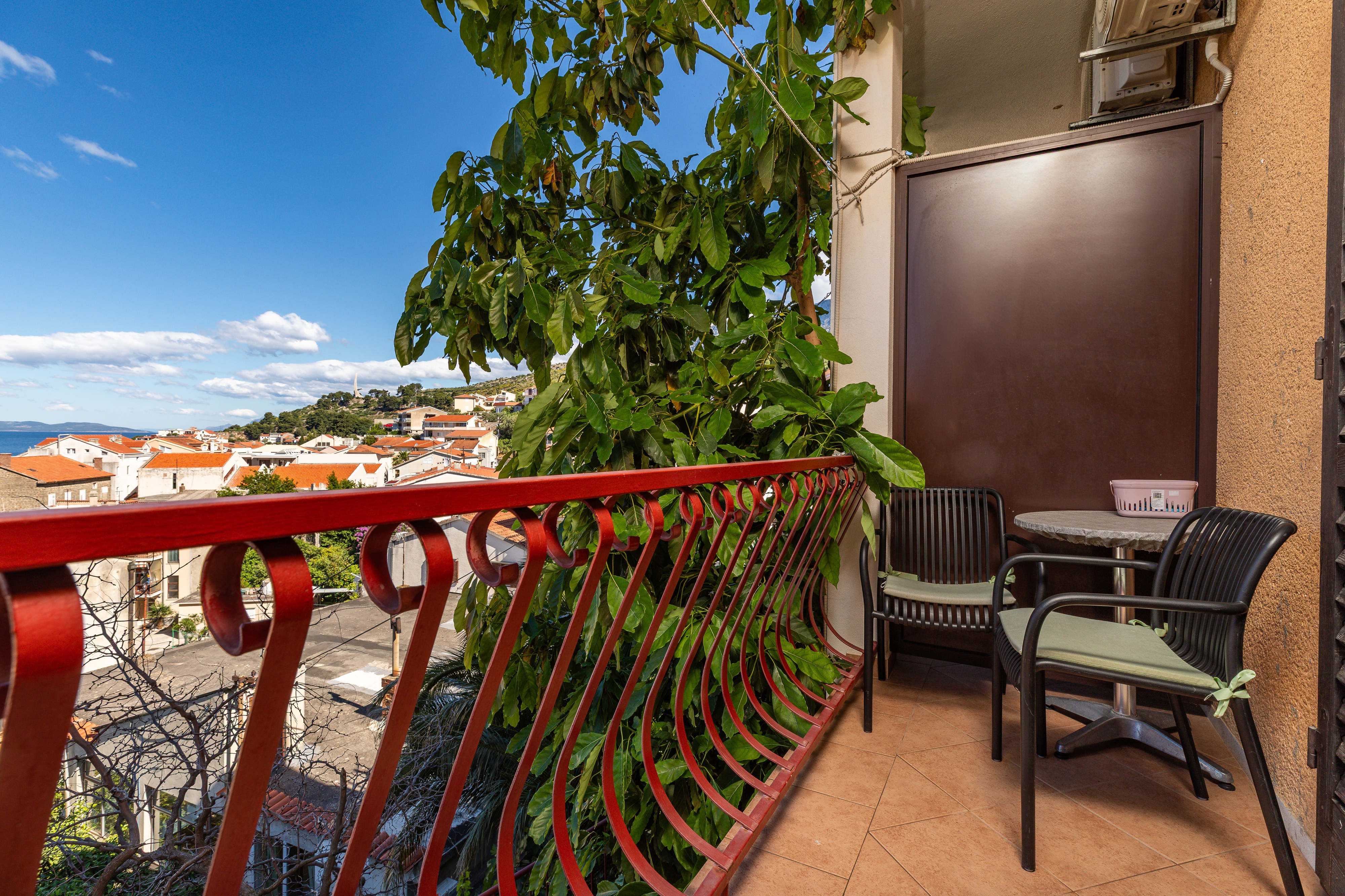 Two bedroom apartment with balcony and sea view Podgora, Makarska  A-a