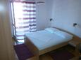 Podgora, Spavaća soba 1 u smještaju tipa apartment, dostupna klima, kućni ljubimci dozvoljeni i WiFi.