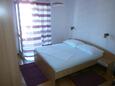 Podgora, Dormitorio 1 in the apartment, air condition available, (pet friendly) y WiFi.