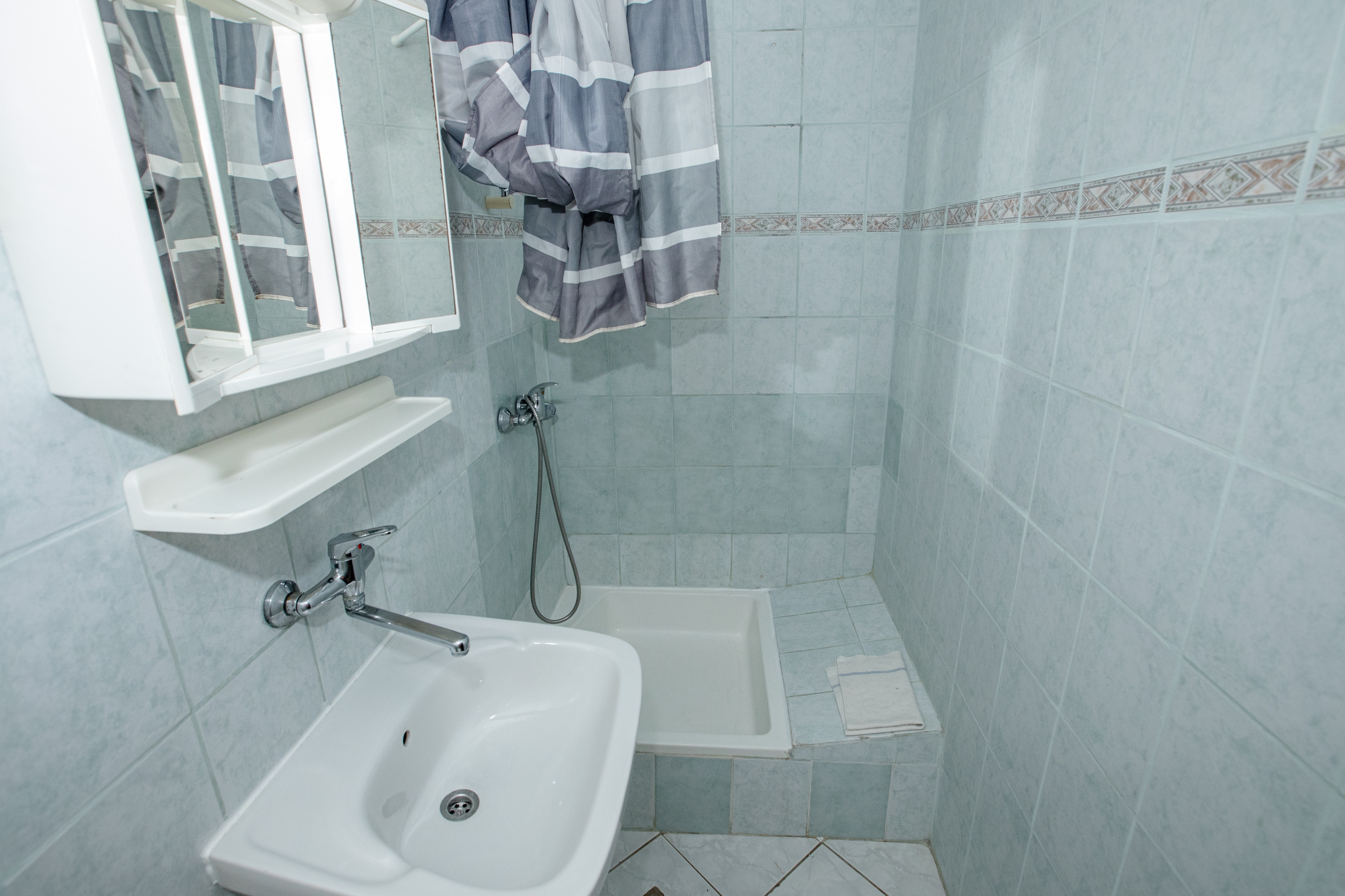 One bedroom apartment with air-conditioning Lopar, Rab  A-d