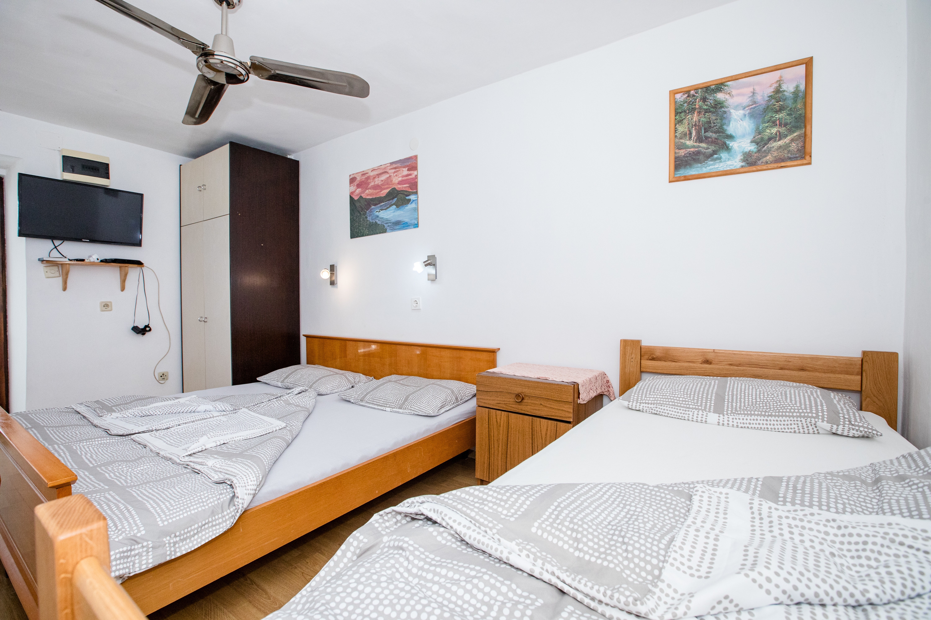 Top Rab Lopar Top Rab Lopar