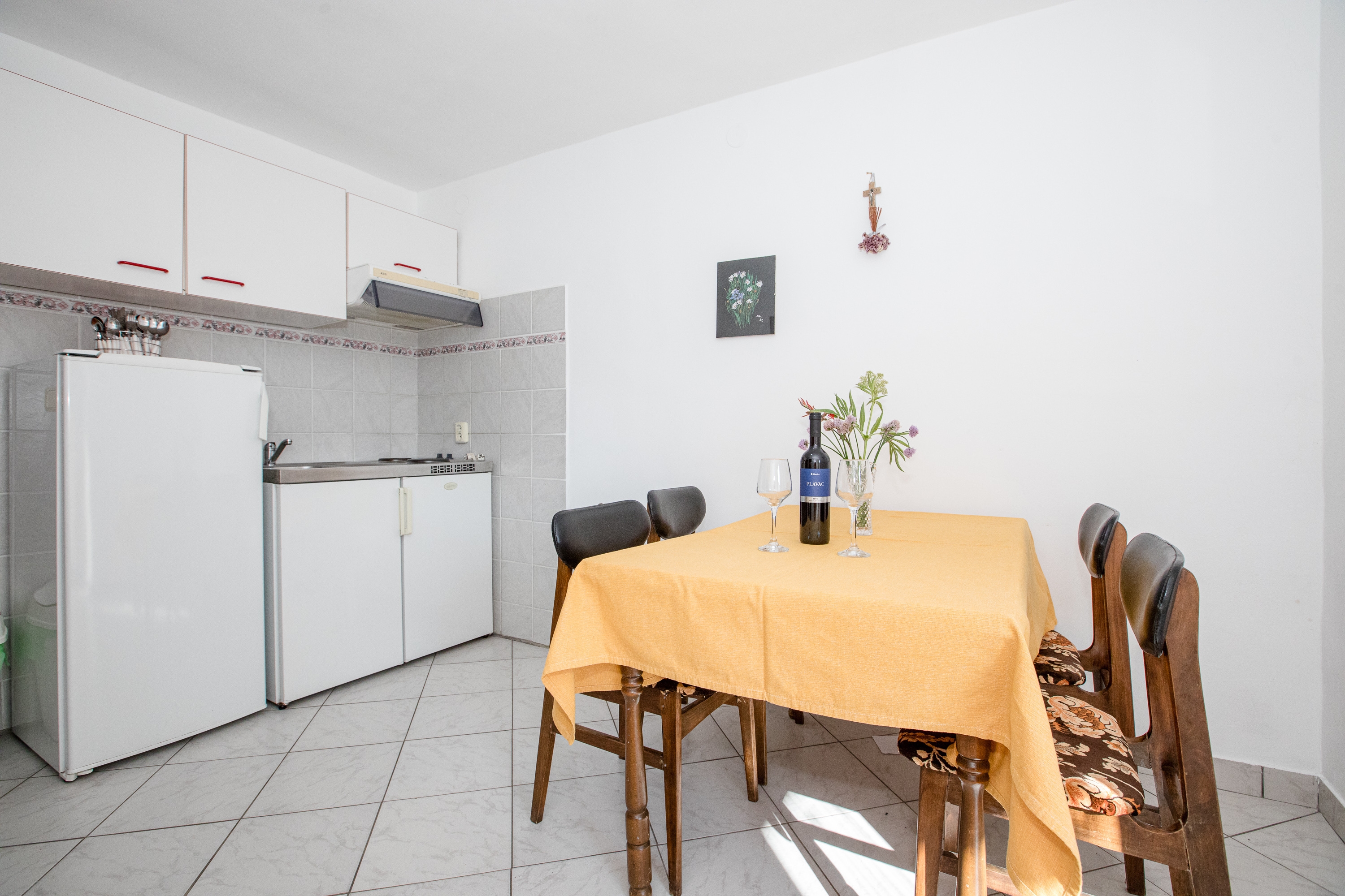 One bedroom apartment with air-conditioning Lopar (Rab) (A-12327-e) One bedroom apartment with air-conditioning Lopar (Rab) (A-12327-e)