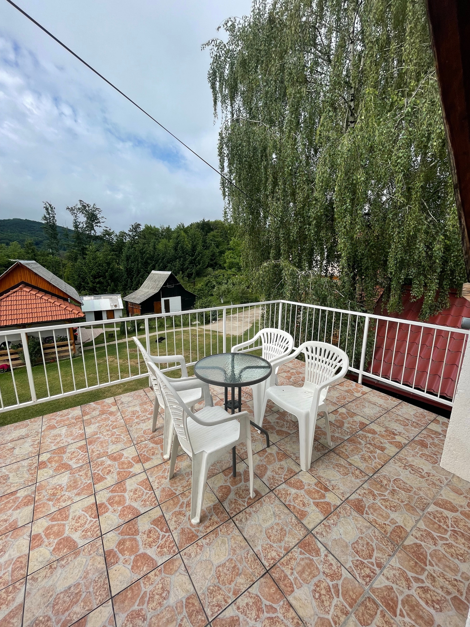 Two bedroom apartment with terrace Smoljanac, Plitvice  A-d