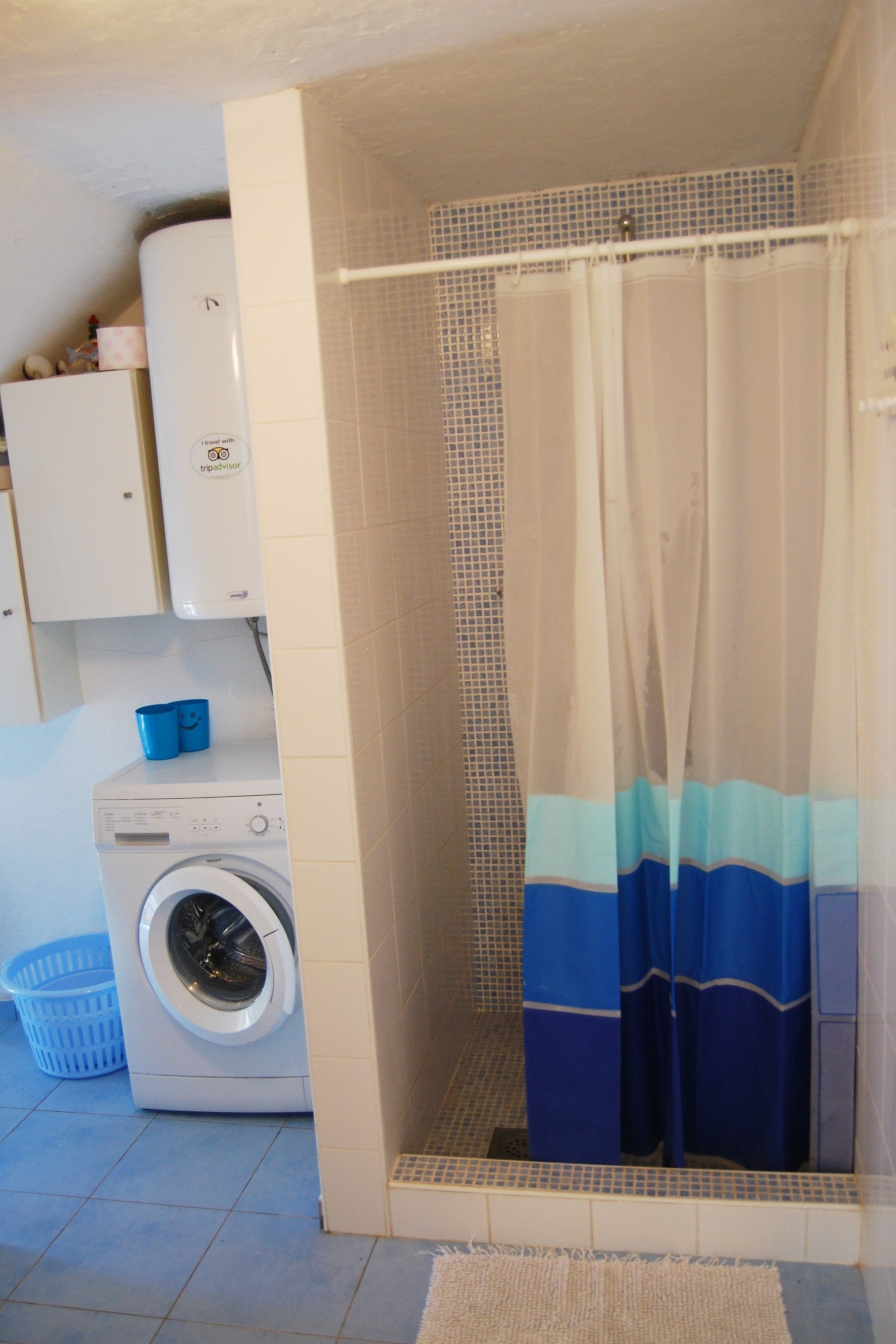 Three bedroom house with terrace and sea view Lukoran, Ugljan  K