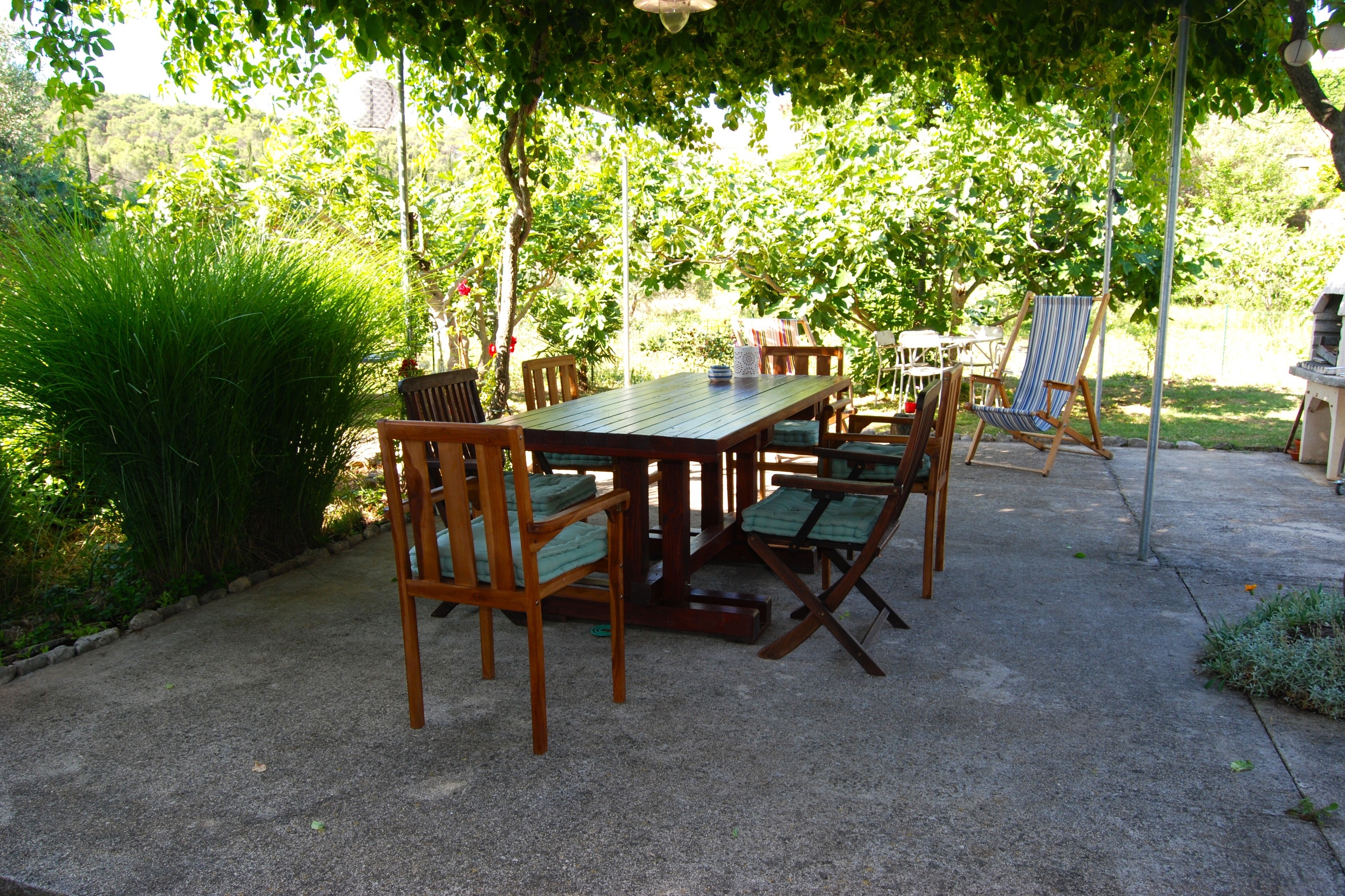 Three bedroom house with terrace and sea view Lukoran, Ugljan (K-12355) Three bedroom house with terrace and sea view Lukoran, Ugljan (K-12355)