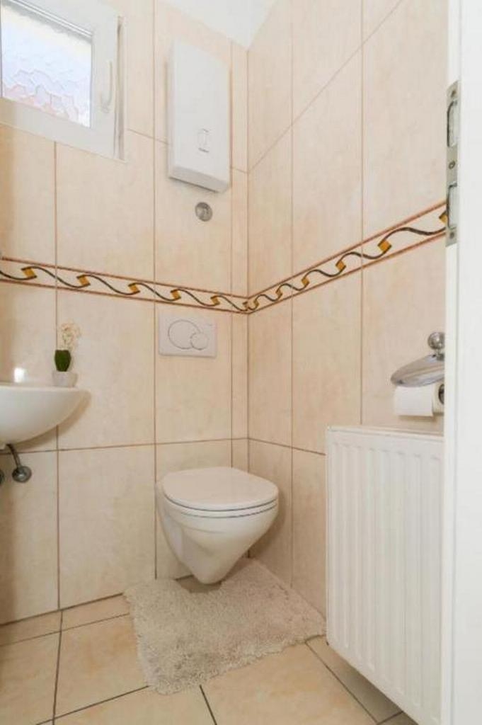 One bedroom apartment with terrace and sea view Sumpetar, Omiš  A-b