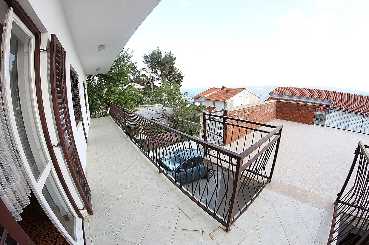 Three bedroom apartment with terrace and sea view Stanići, Omiš  A-a