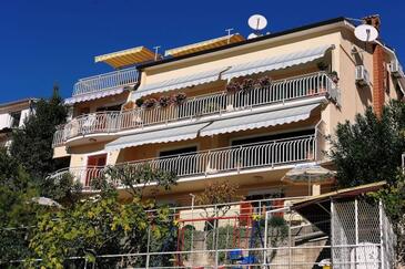 Rabac, Labin, Propiedad 12368 - Apartamentos y Habitaciones with pebble beach.