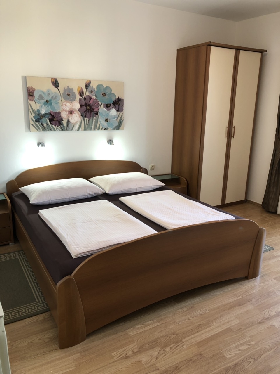 Comfortable and spacious apartment with terrace Rab  A-a