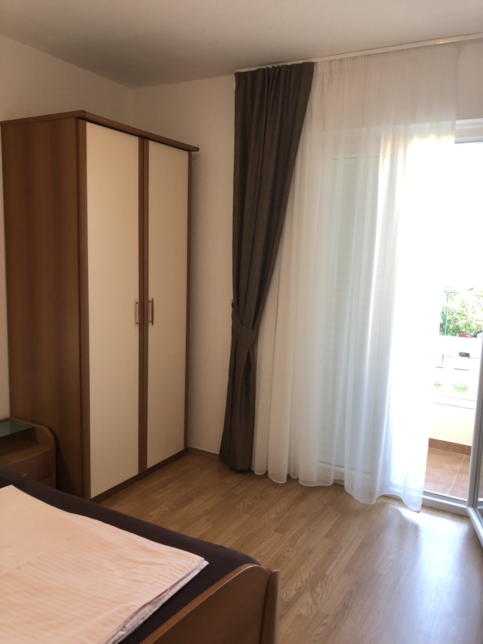 Comfortable and spacious apartment with terrace Rab  A-a