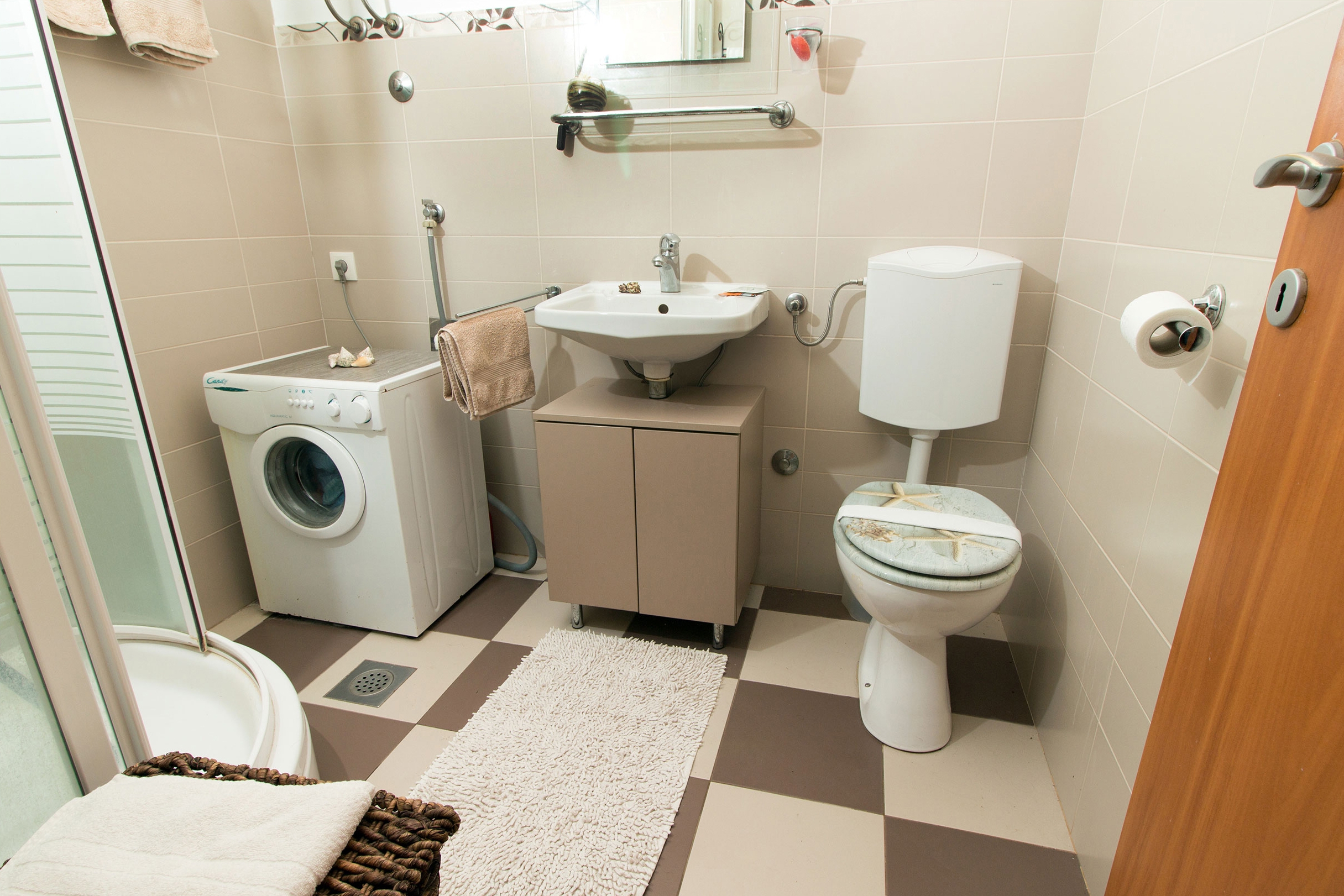 Two bedroom apartment near beach Cove Donja Kruščica - Donja Krušica, Šolta  A-a