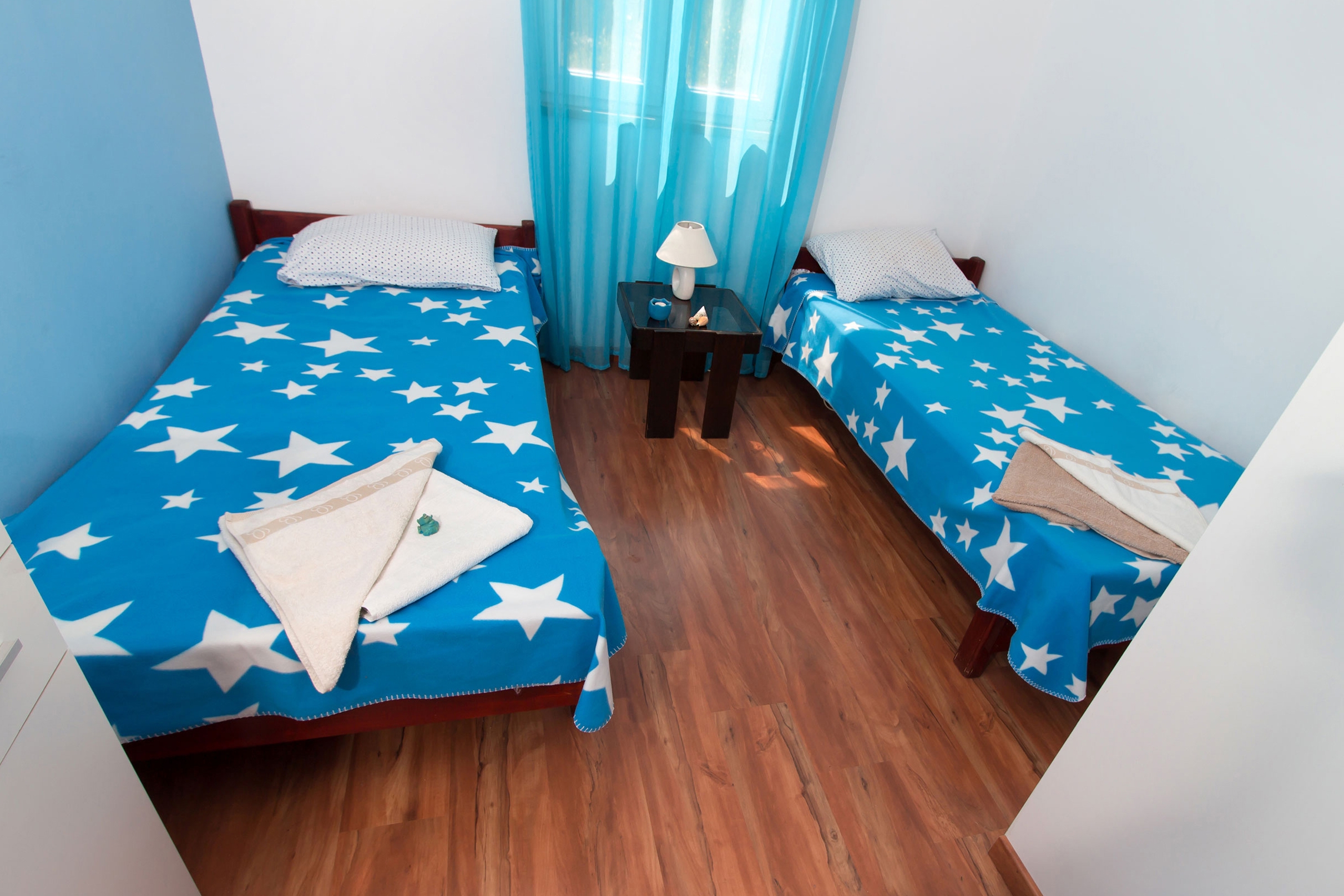 Two bedroom apartment near beach Cove Donja Kruščica - Donja Krušica, Šolta  A-a