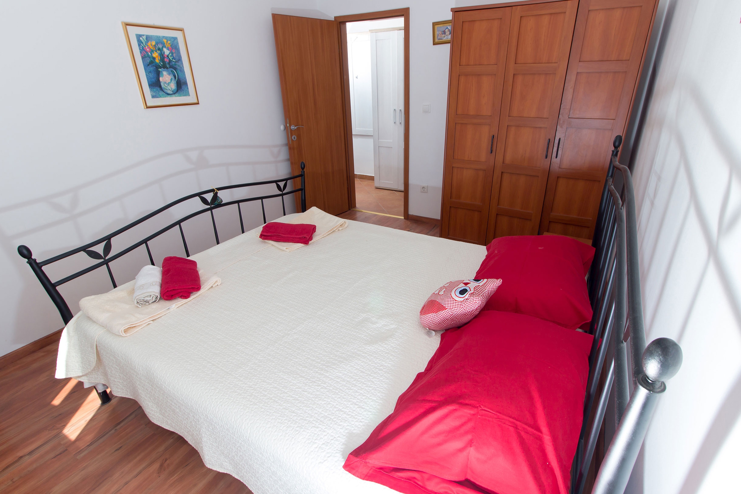 Two bedroom apartment near beach Cove Donja Kruščica - Donja Krušica, Šolta  A-a