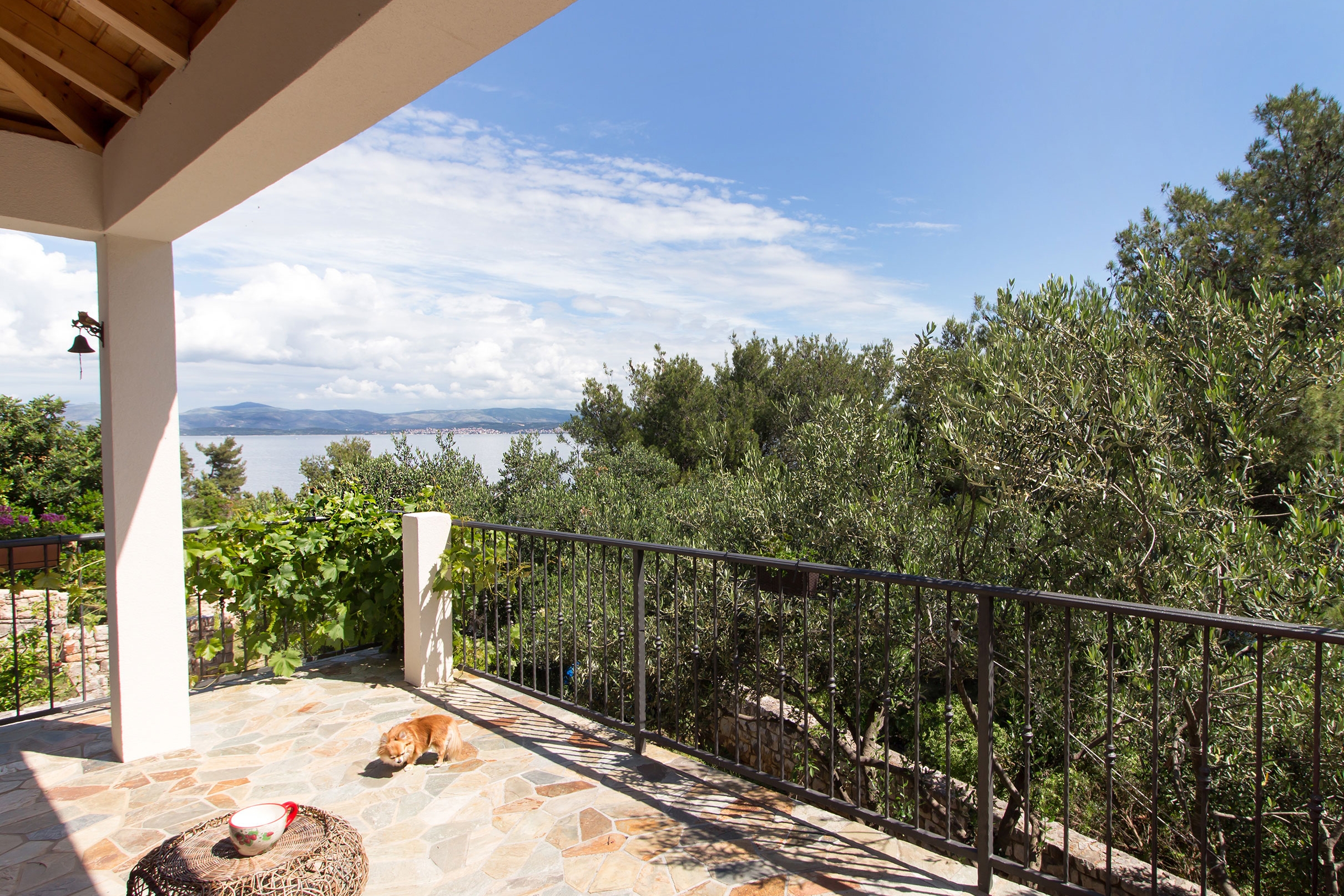 Two bedroom apartment near beach Cove Donja Kruščica - Donja Krušica, Šolta  A-a
