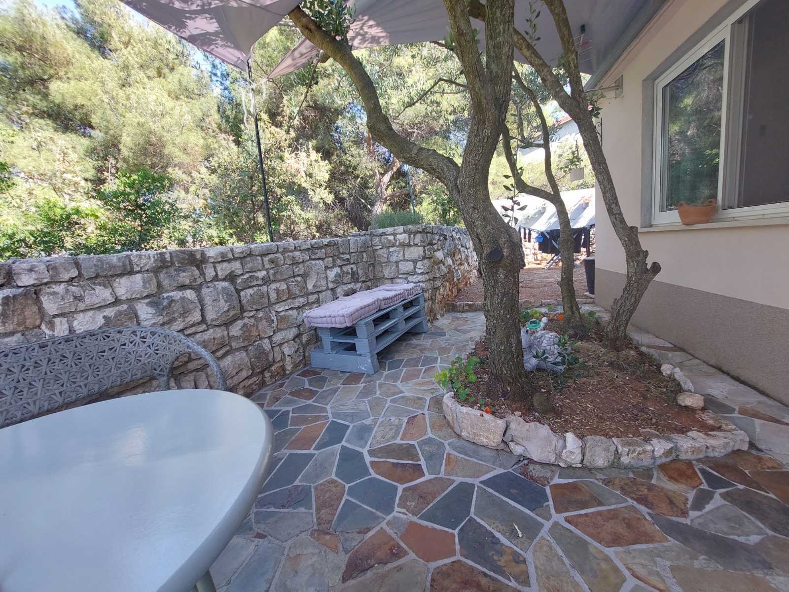 Studio flat near beach Cove Donja Kruščica - Donja Krušica, Šolta  AS-a