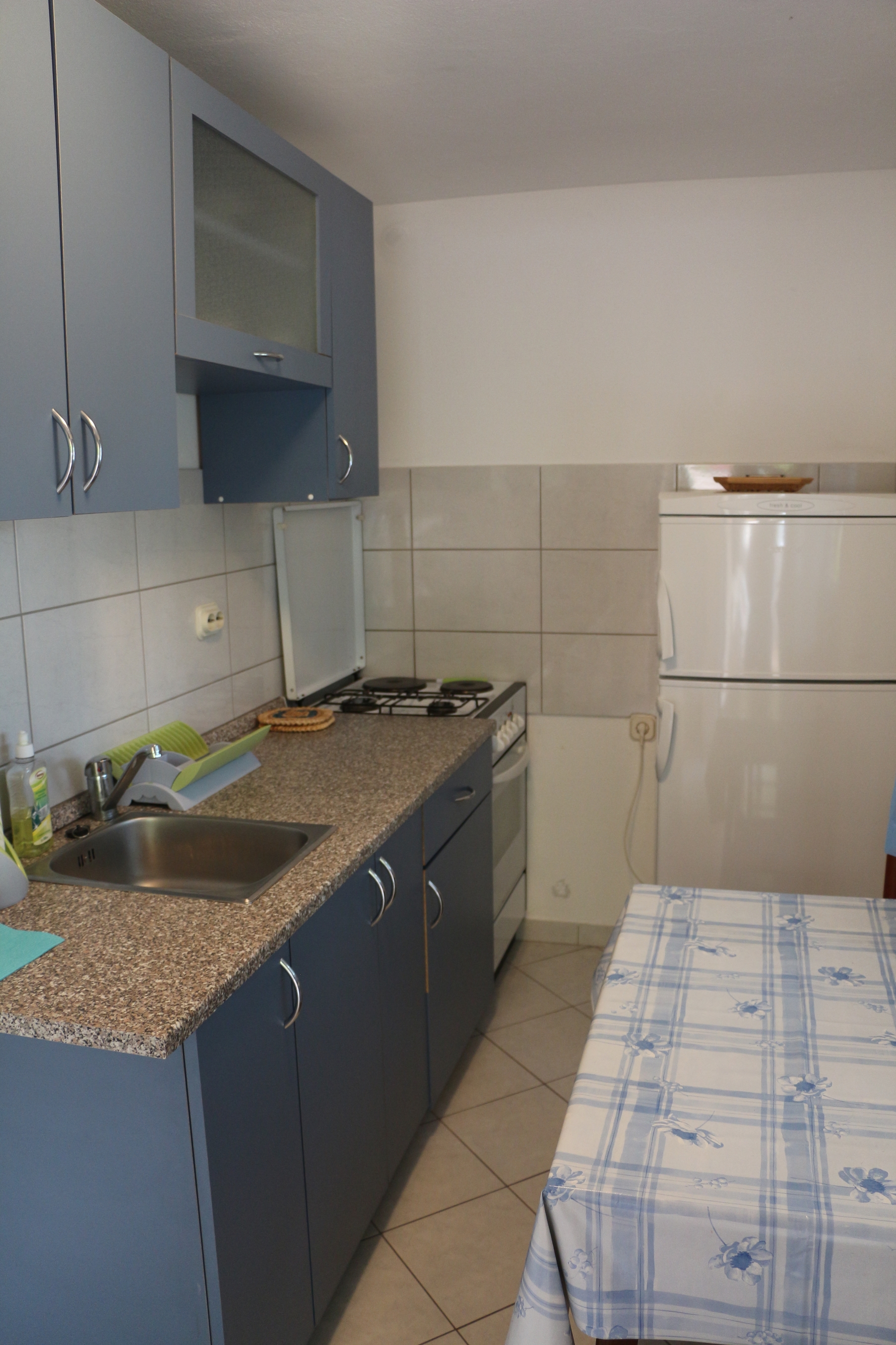 Two bedroom apartment with terrace Basina, Hvar (A-12420-a)