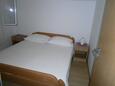 Slaapkamer Basina, Slaapkamer in the apartment, (pet friendly) en WiFi.