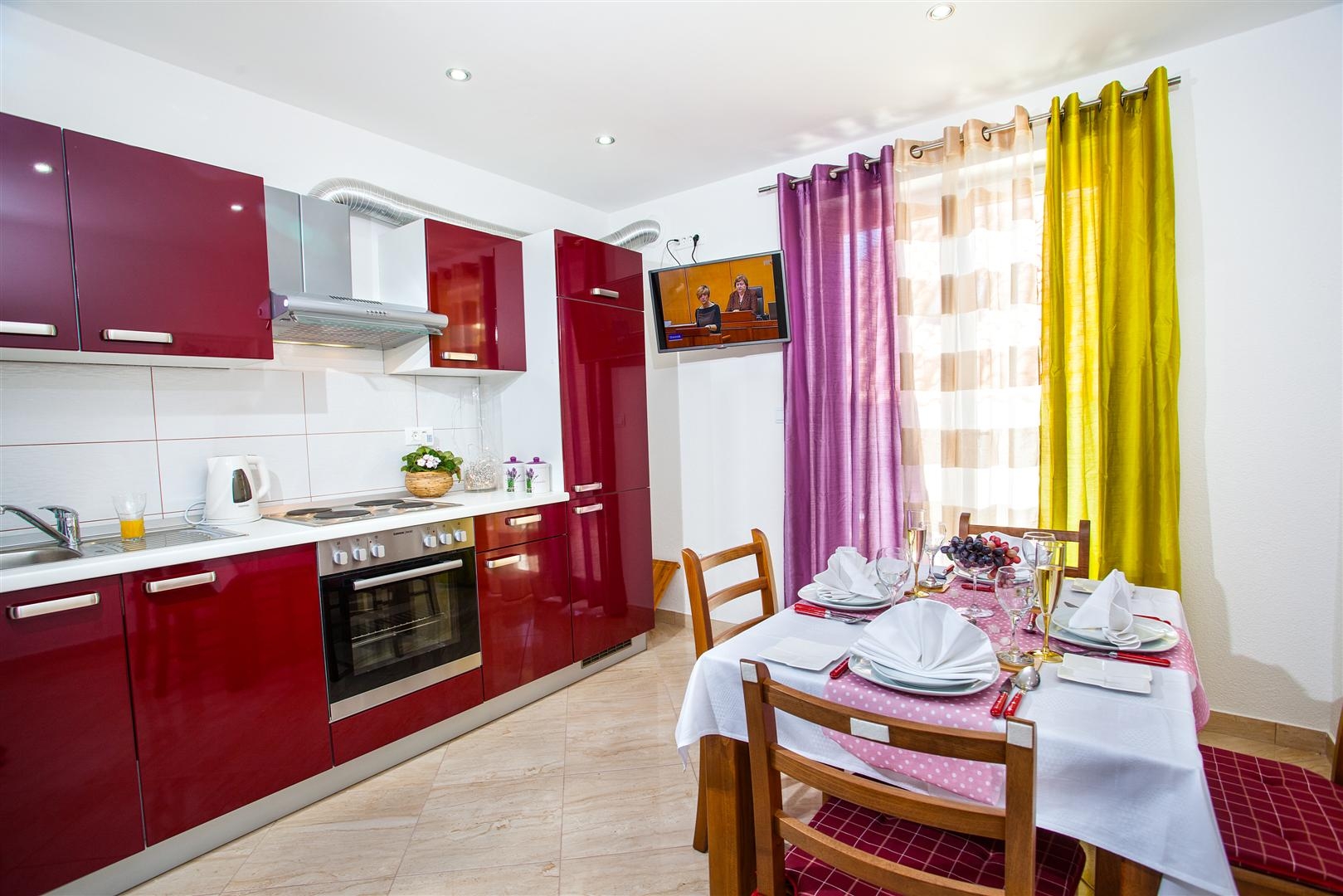 Two bedroom apartment with terrace and sea view Baška Voda, Makarska (A-12421-a)