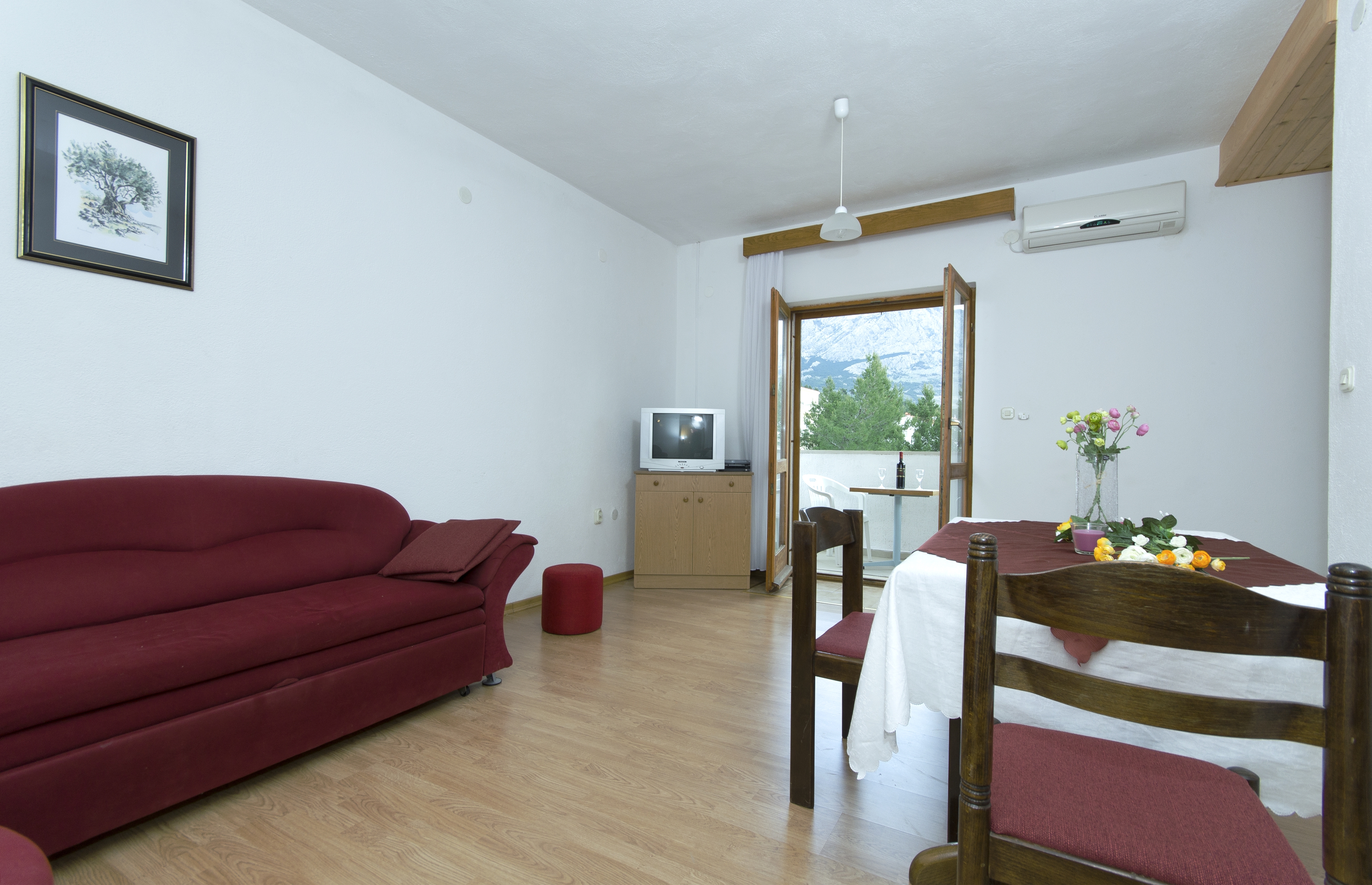 One bedroom apartment with balcony Baška Voda, Makarska (A-12442-b) One bedroom apartment with balcony Baška Voda, Makarska (A-12442-b)