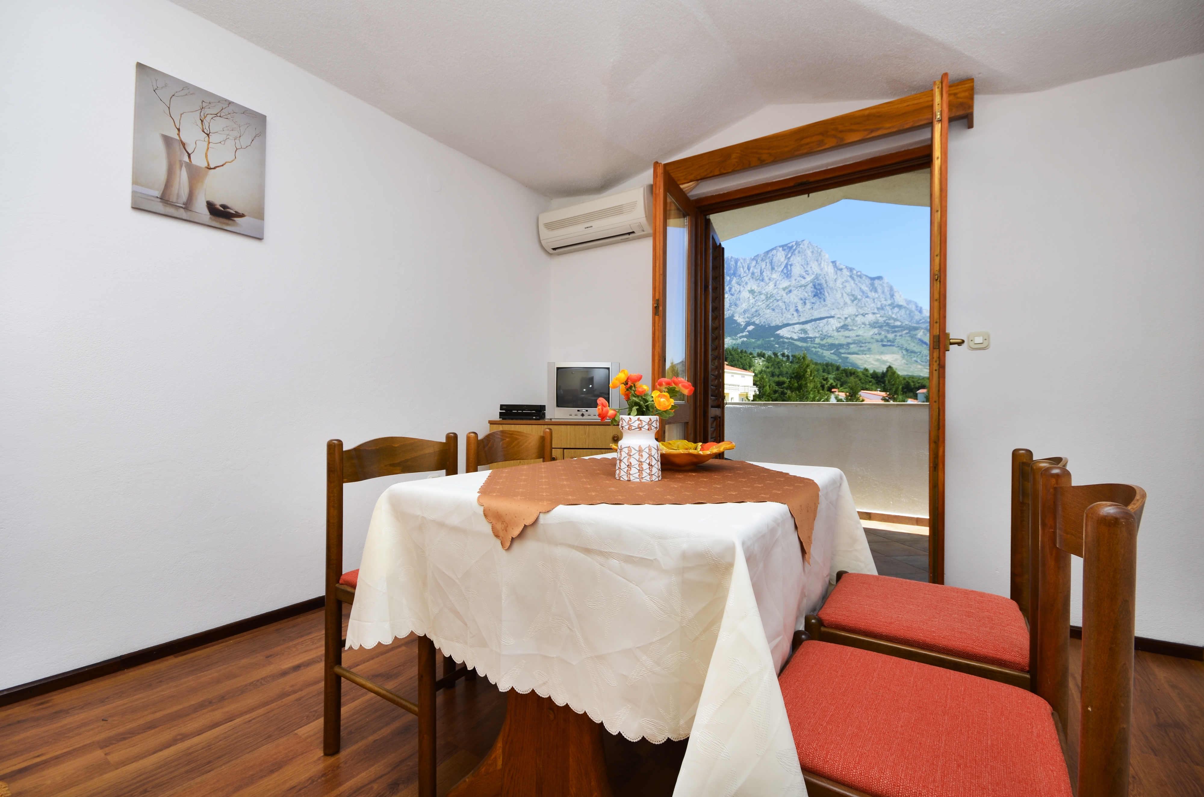 One bedroom apartment with balcony Baška Voda (Makarska) (A-12442-c)