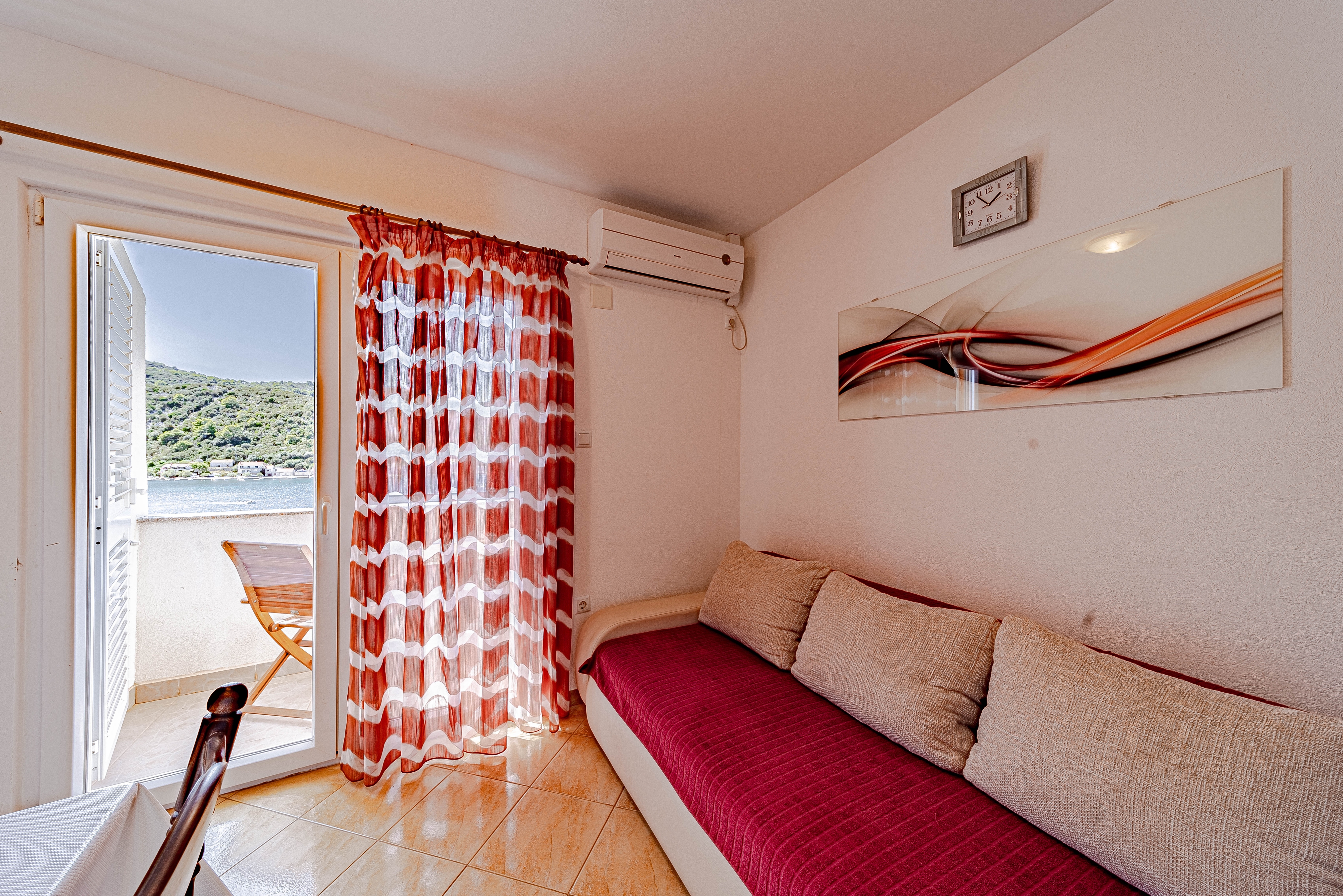 Top Lastovo Zaklopatica Top Lastovo Zaklopatica