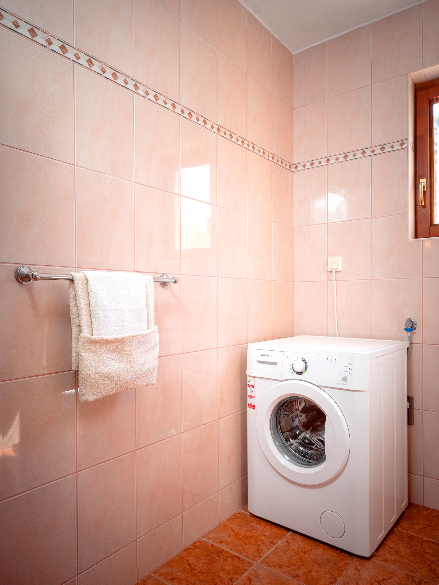 Comfortable and spacious house near beach Cove Kruševa, Hvar  K