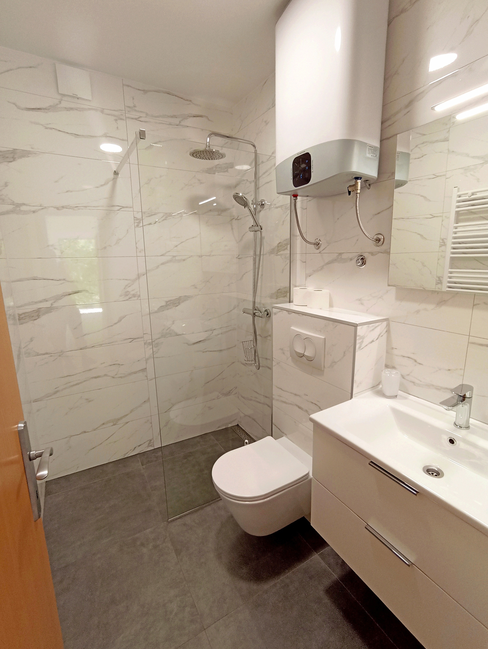 Comfortable and spacious house near beach Cove Kruševa, Hvar  K
