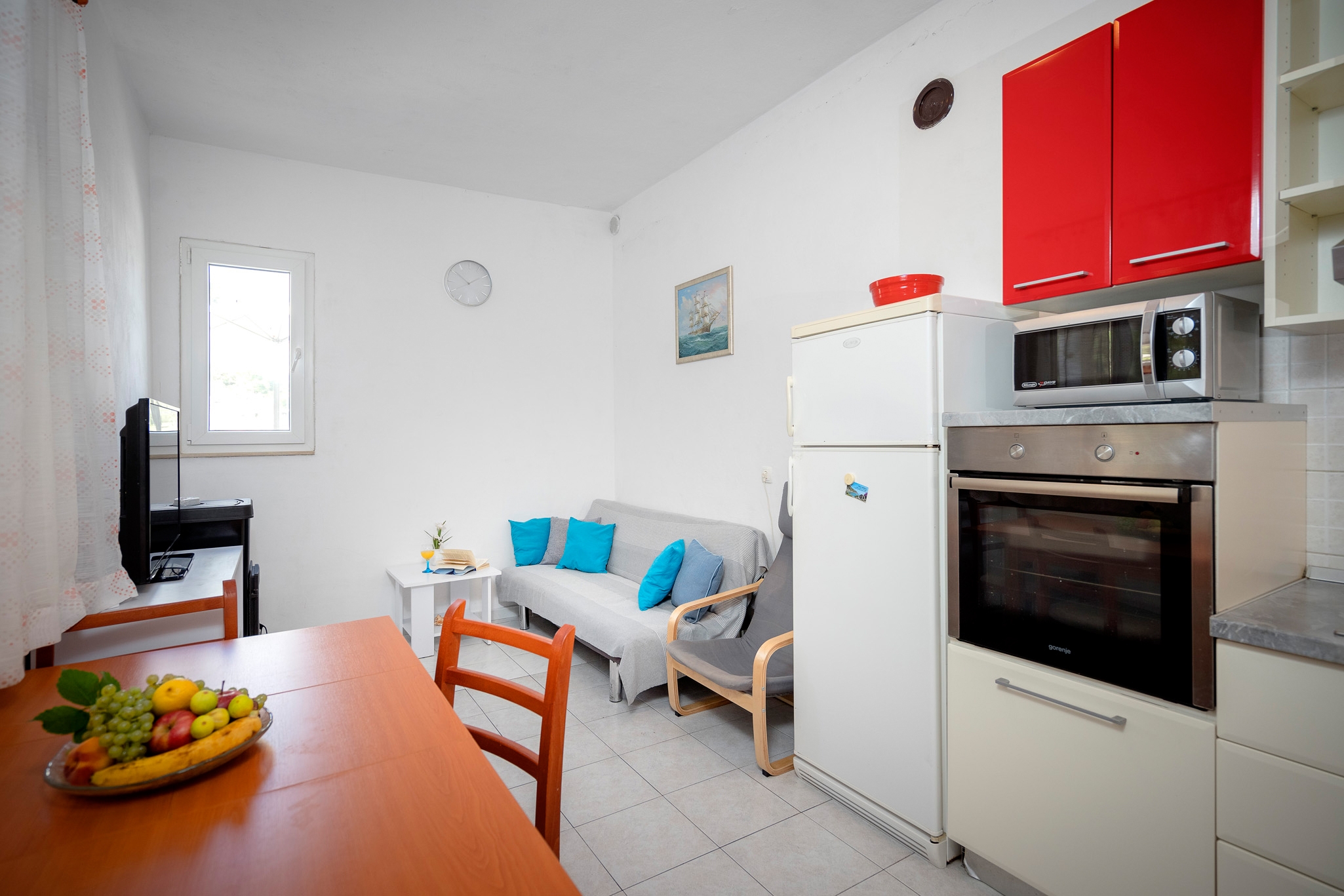 Comfortable and spacious house near beach Cove Kruševa, Hvar (K-12459) Comfortable and spacious house near beach Cove Kruševa, Hvar (K-12459)