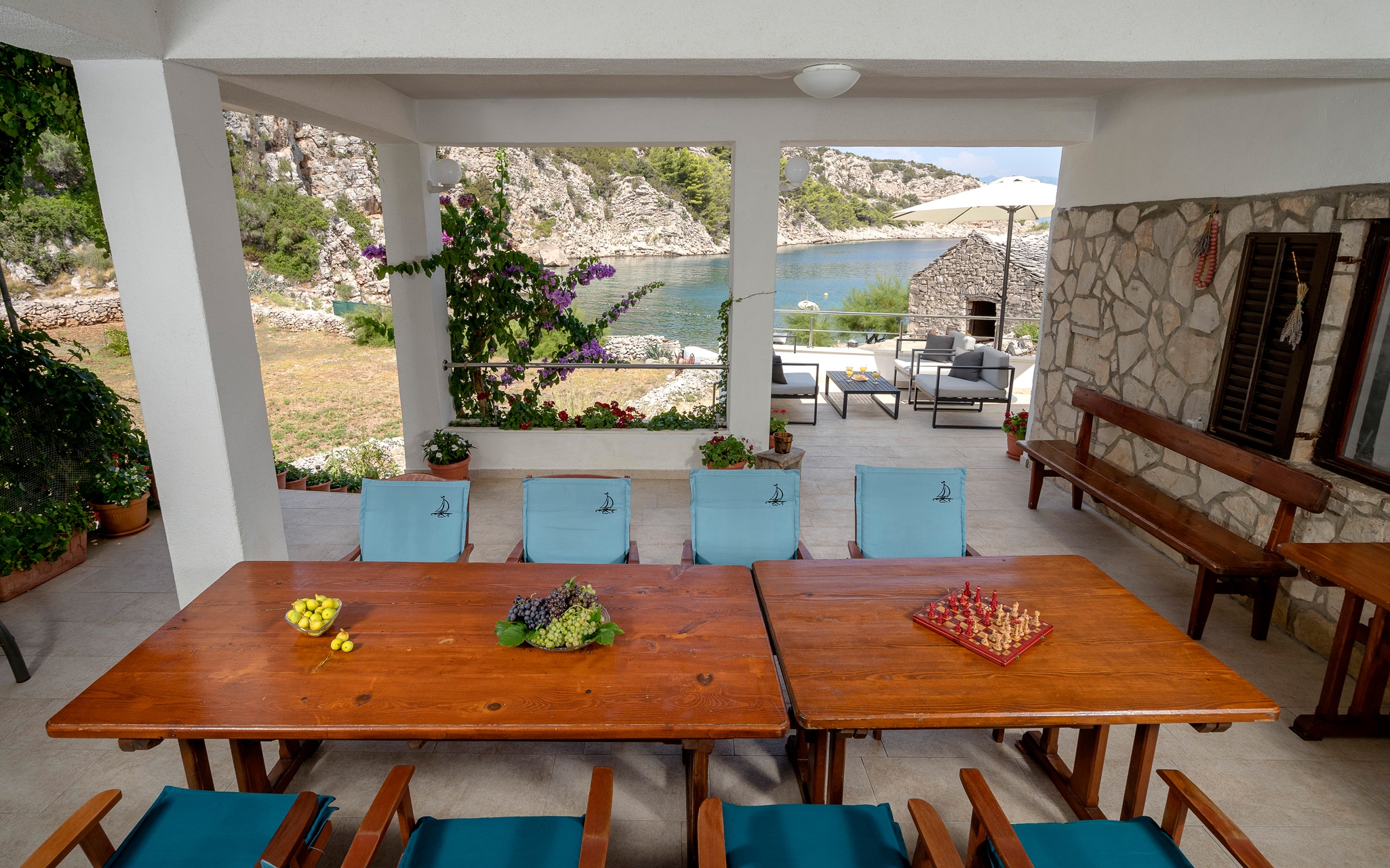 Comfortable and spacious house near beach Cove Kruševa, Hvar  K