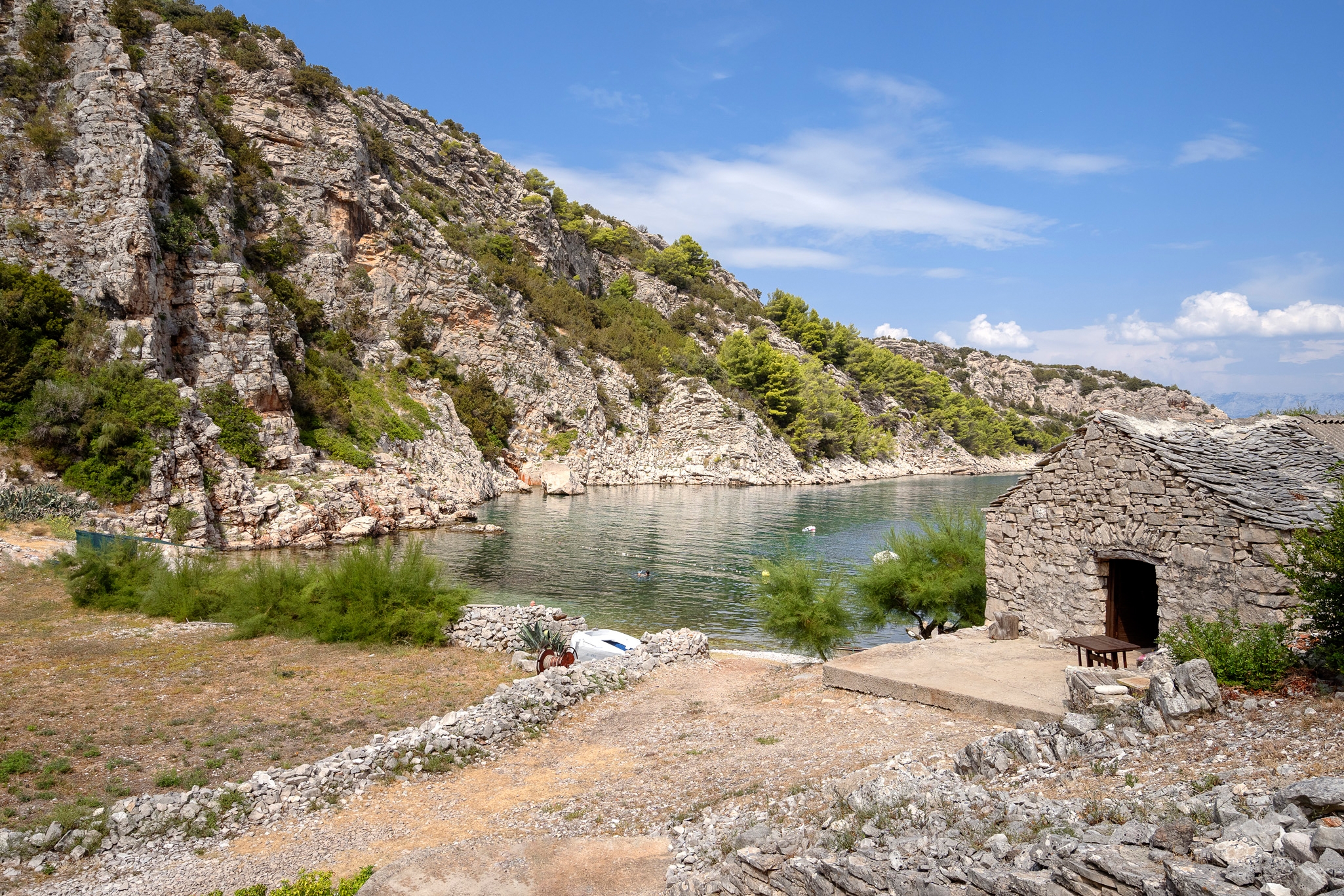 Comfortable and spacious house near beach Cove Kruševa, Hvar  K