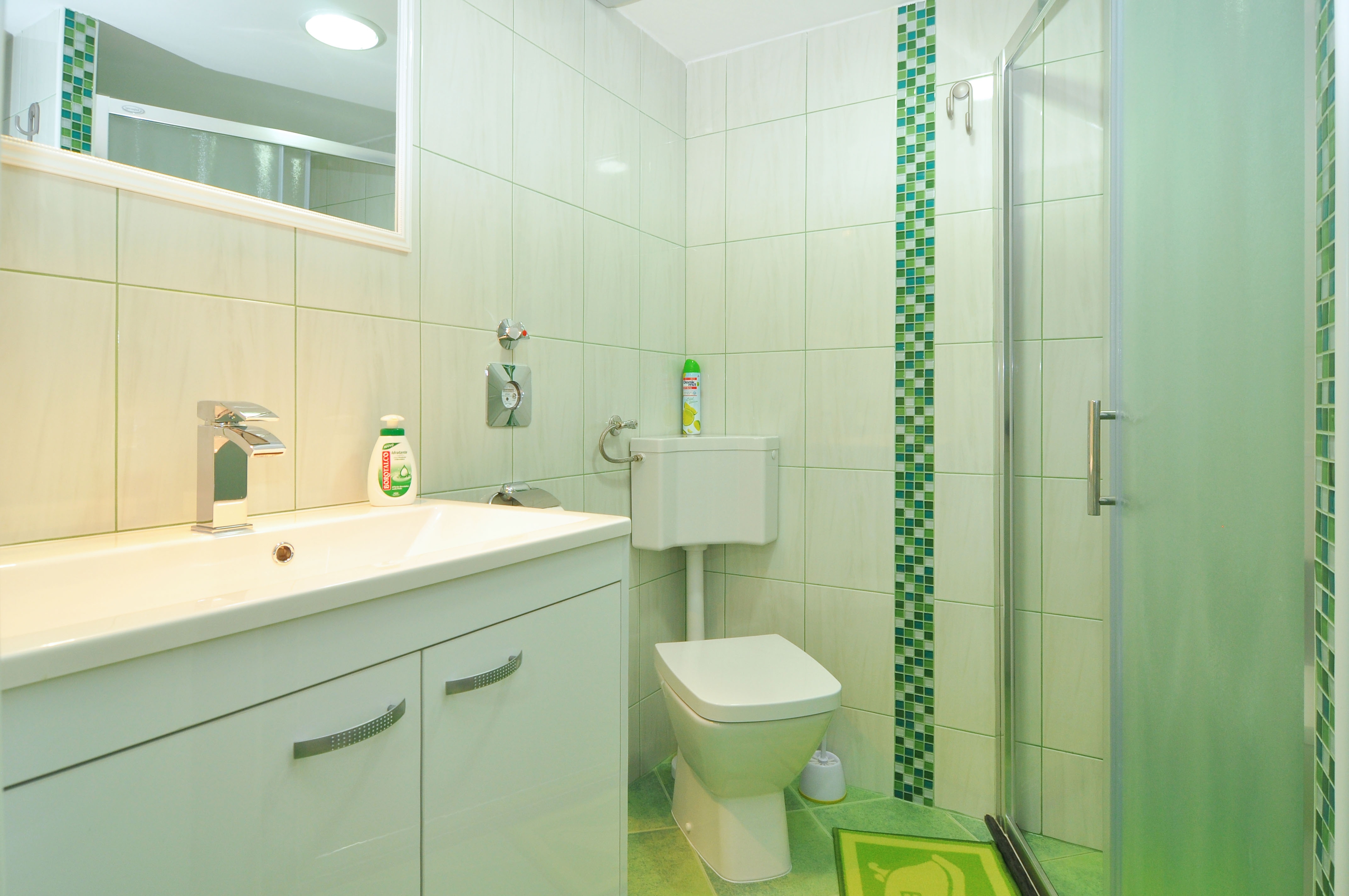 Two bedroom apartment near beach Slatine, Čiovo  A-b