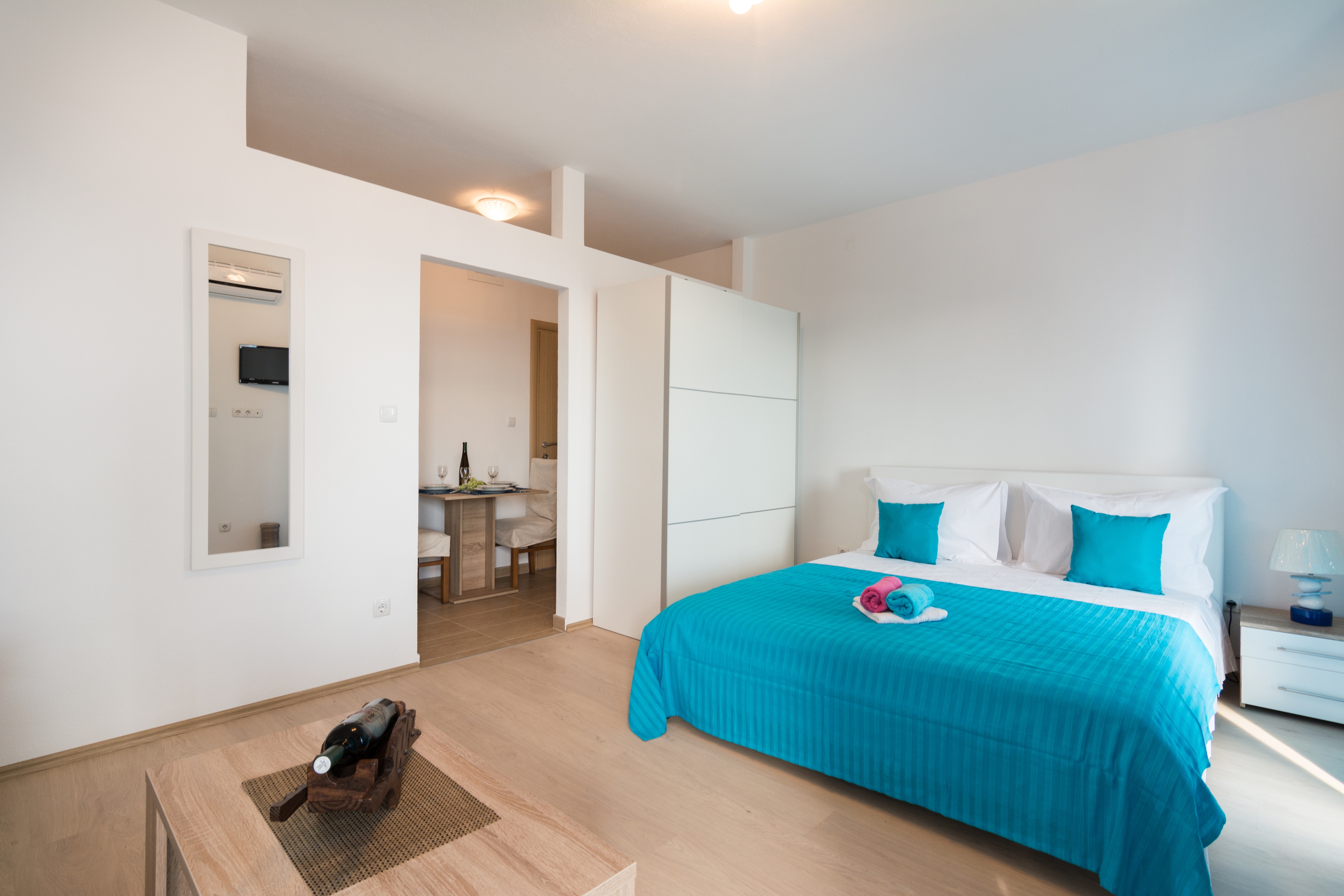 Studio flat with terrace and sea view Seget Vranjica, Trogir  AS-b