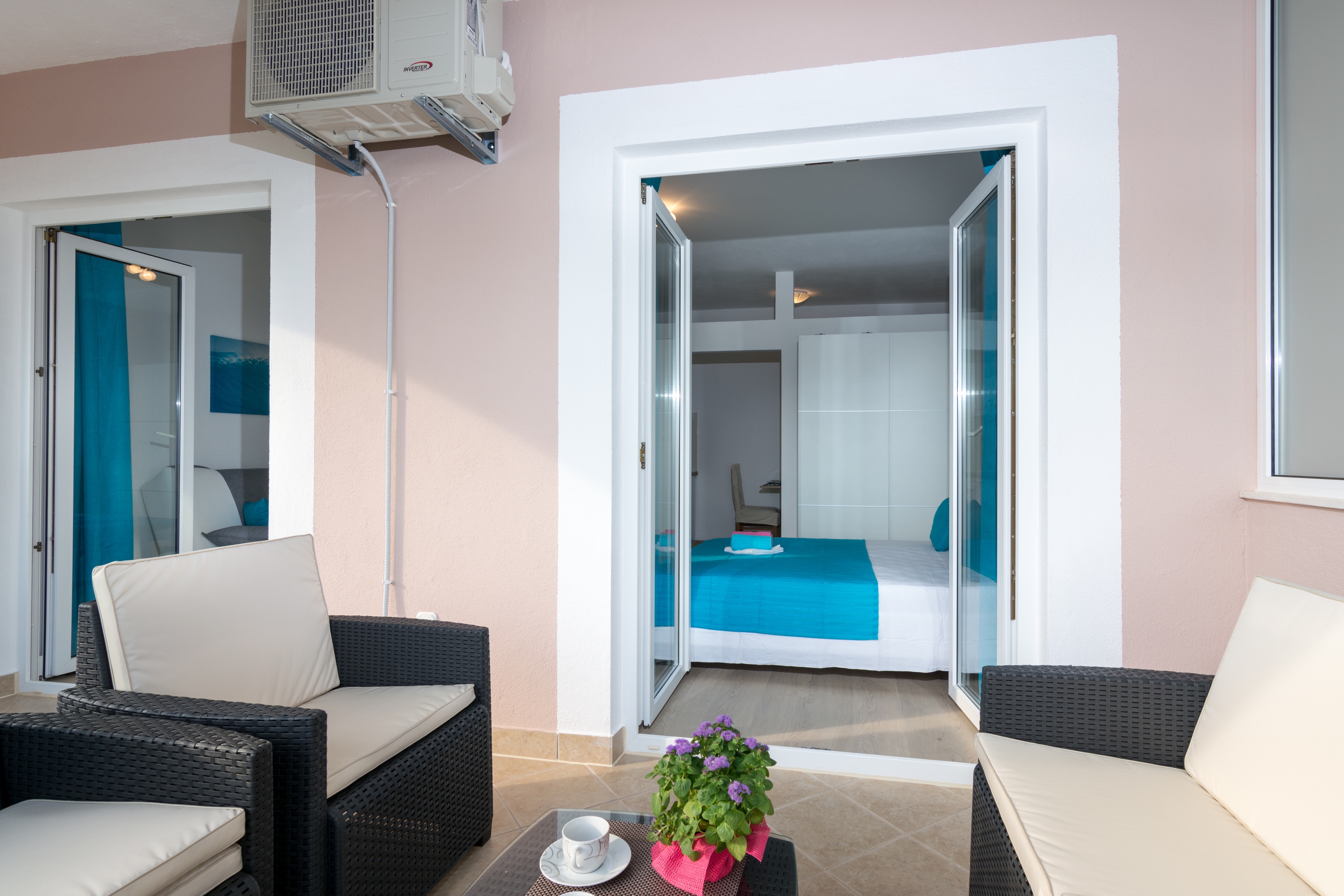 Studio flat with terrace and sea view Seget Vranjica, Trogir  AS-b