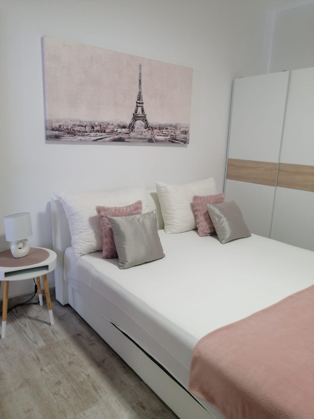 Studio flat with balcony and sea view Seget Vranjica, Trogir  AS-d