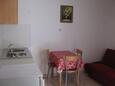 Salle à manger Baška Voda, Salle à manger dans l’hébergement en type studio-apartment, WiFi.