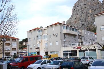Objekt Omiš, Omiš, Objekt 12525 - Apartmaji s peščeno plažo.